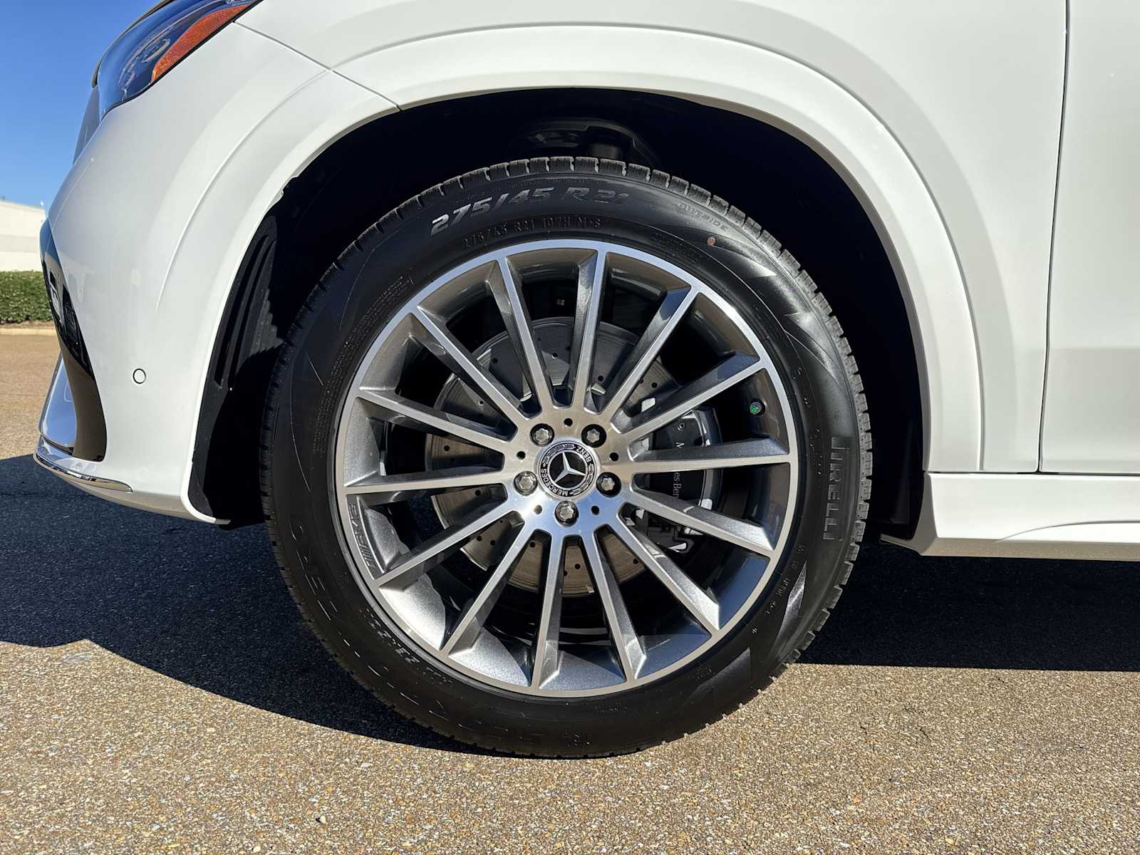 Thumbnail: 2026 Mercedes-Benz GLE - 12