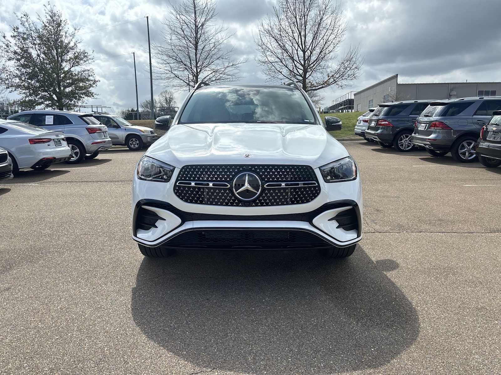 Thumbnail: 2026 Mercedes-Benz GLE - 9