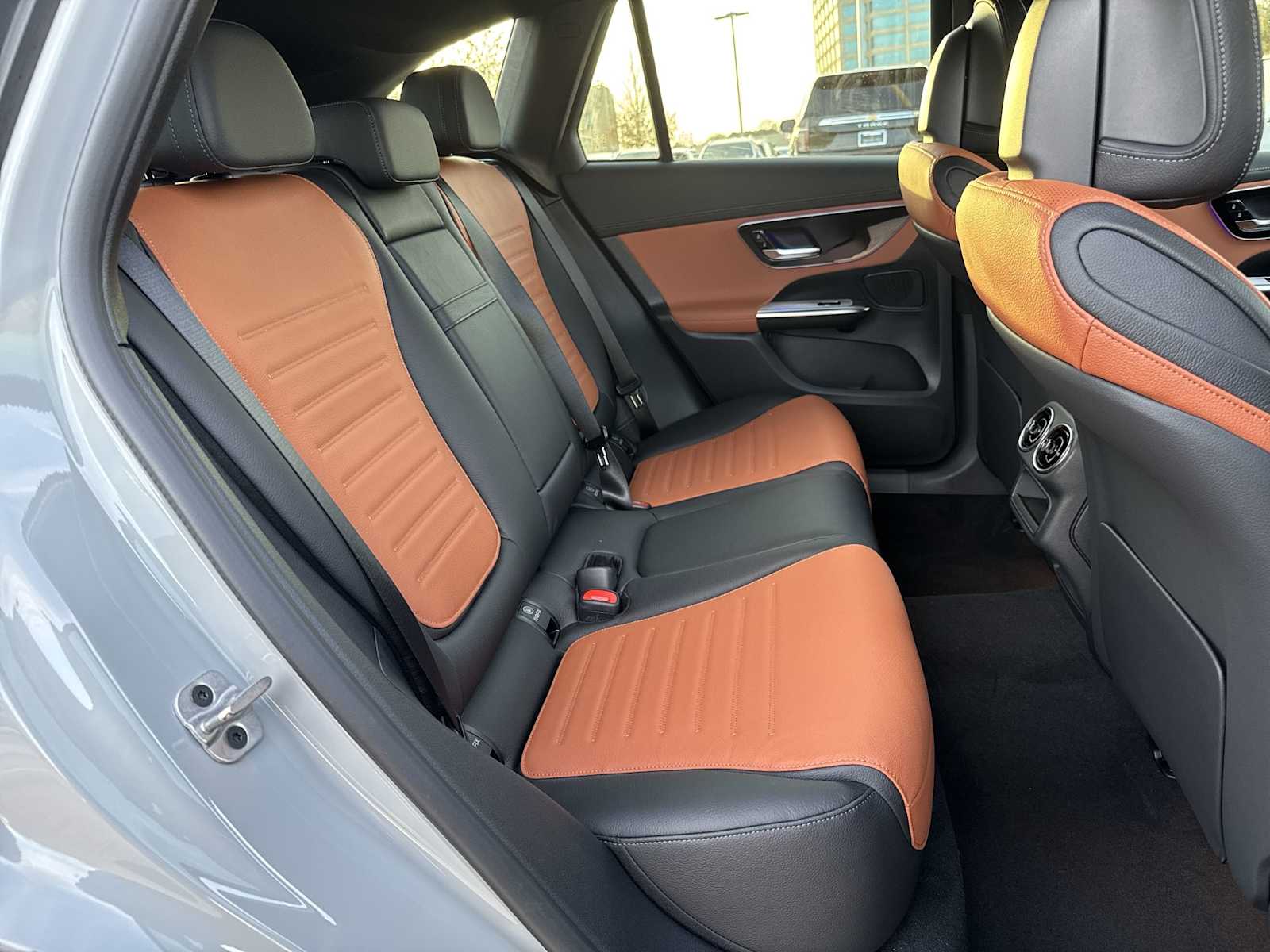 Thumbnail: 2026 Mercedes-Benz GLC - 19