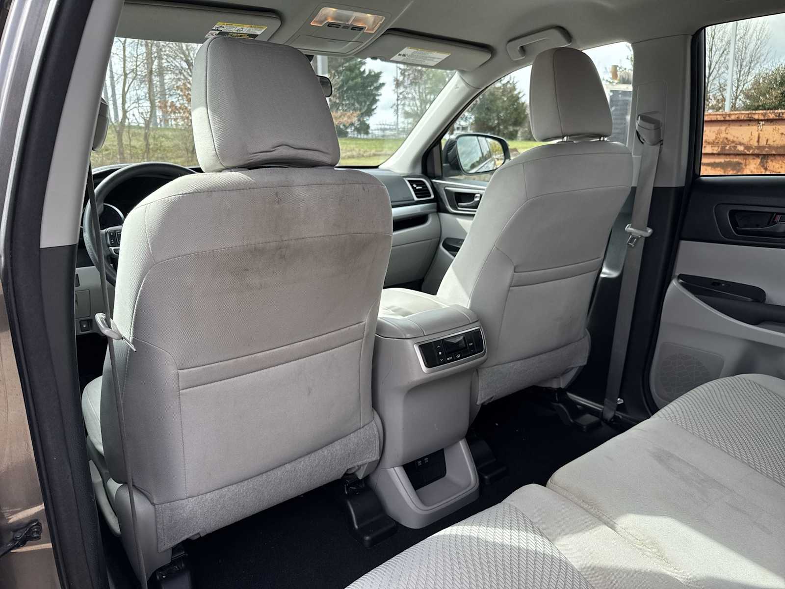 Thumbnail: 2017 Toyota Highlander - 16