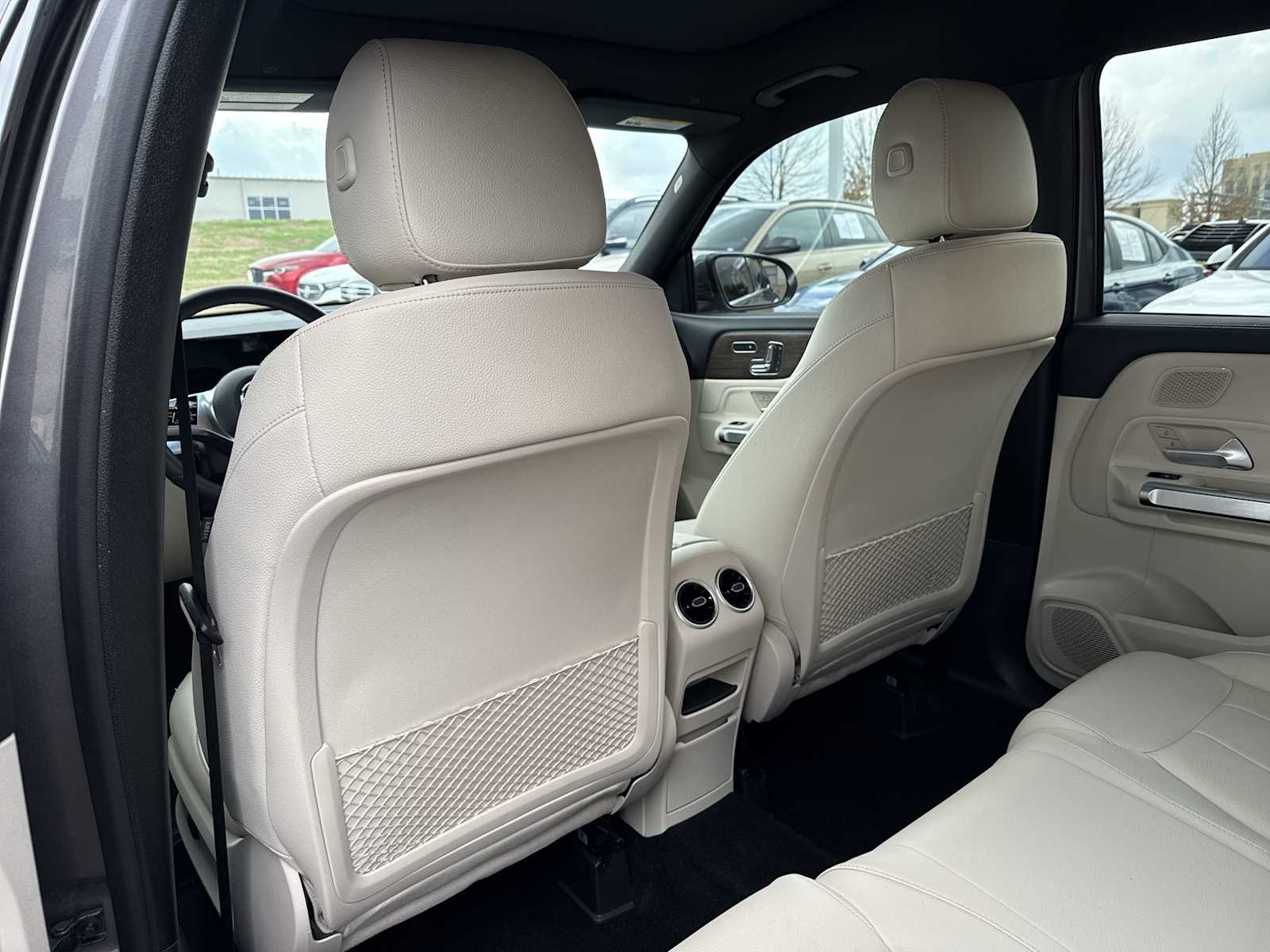 Thumbnail: 2026 Mercedes-Benz GLB - 16