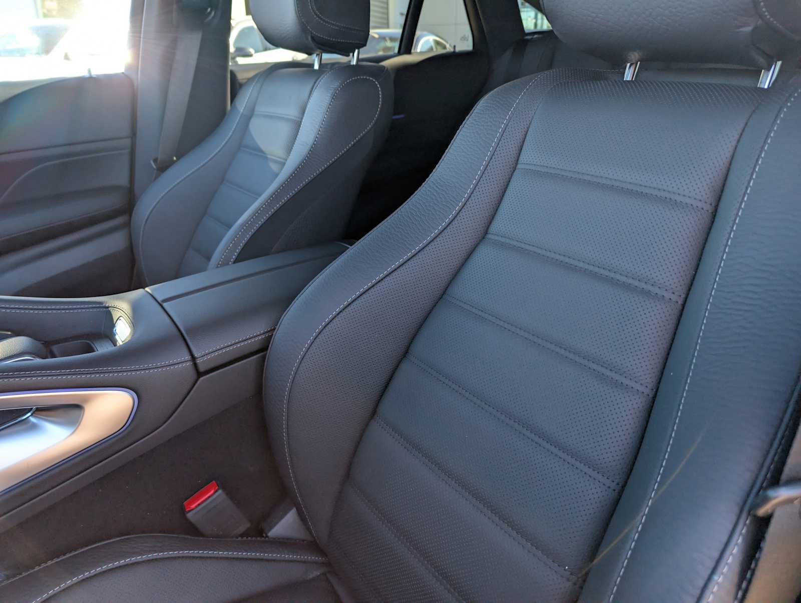 Thumbnail: 2026 Mercedes-Benz GLE - 22