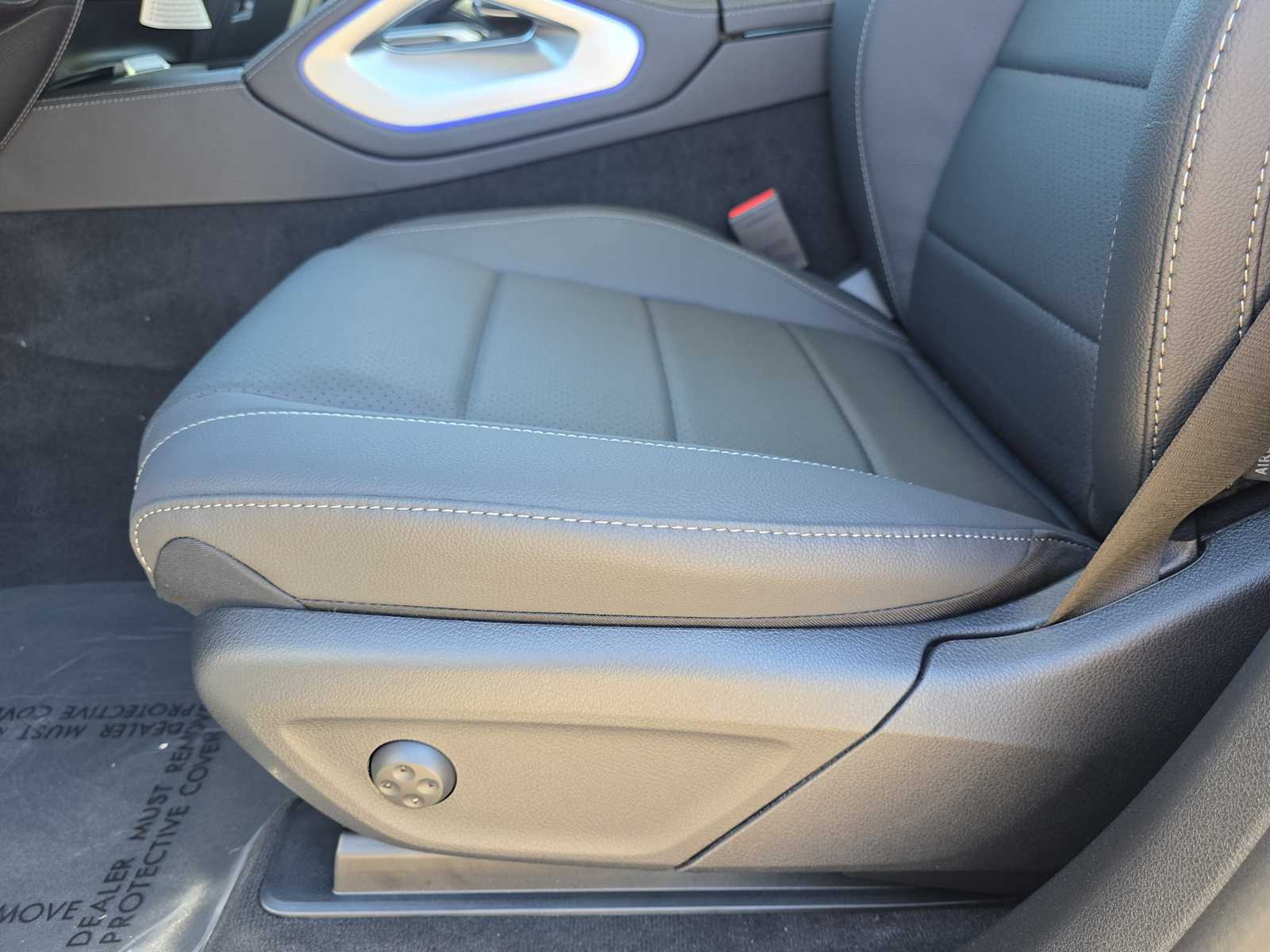 Thumbnail: 2026 Mercedes-Benz GLE - 12