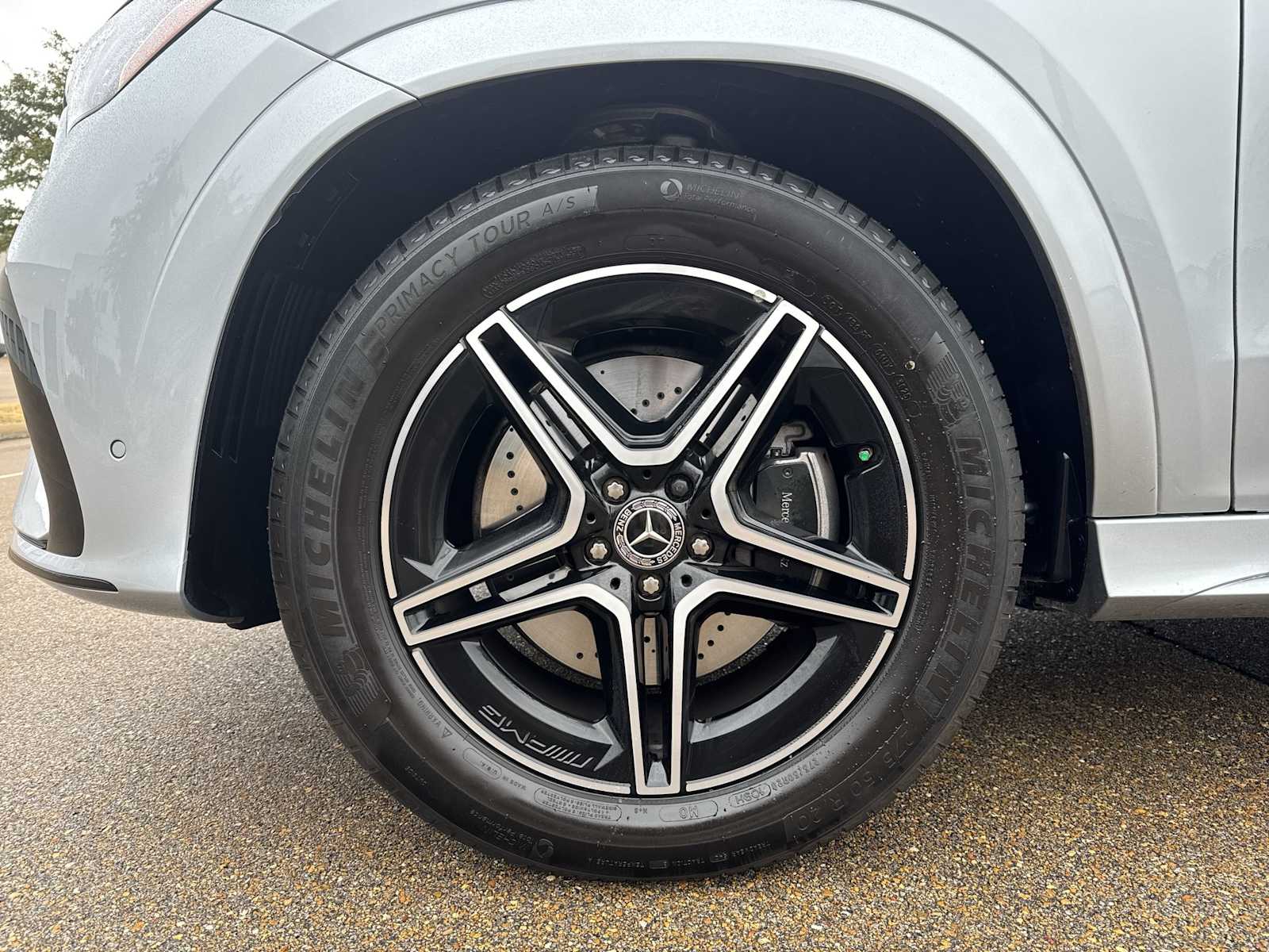 Thumbnail: 2026 Mercedes-Benz GLE - 12