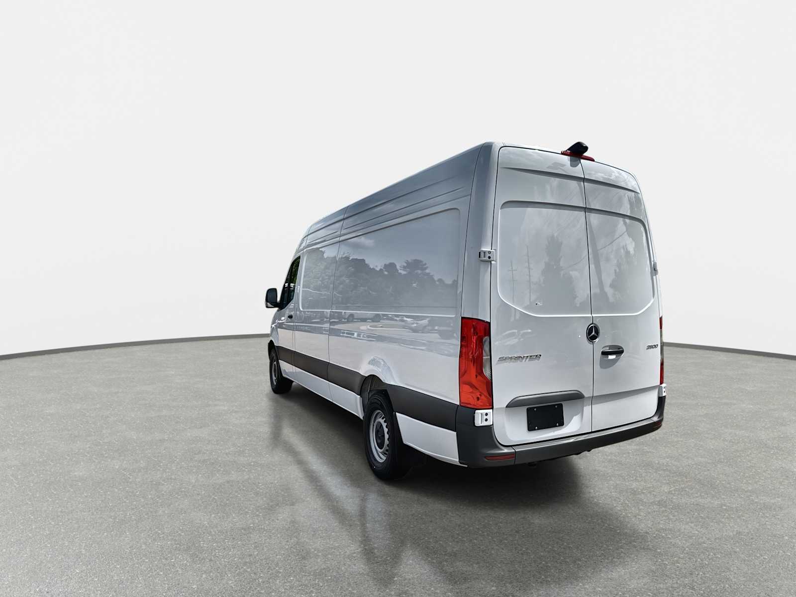 Thumbnail: 2026 Mercedes-Benz Sprinter - 5
