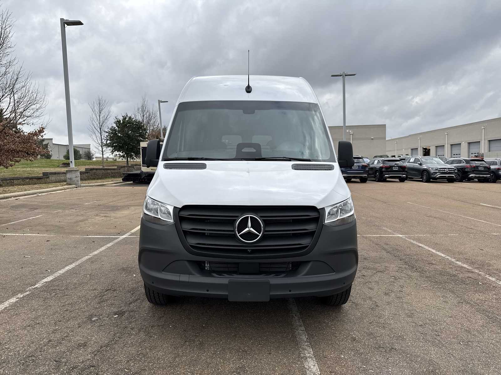 Thumbnail: 2026 Mercedes-Benz Sprinter - 9