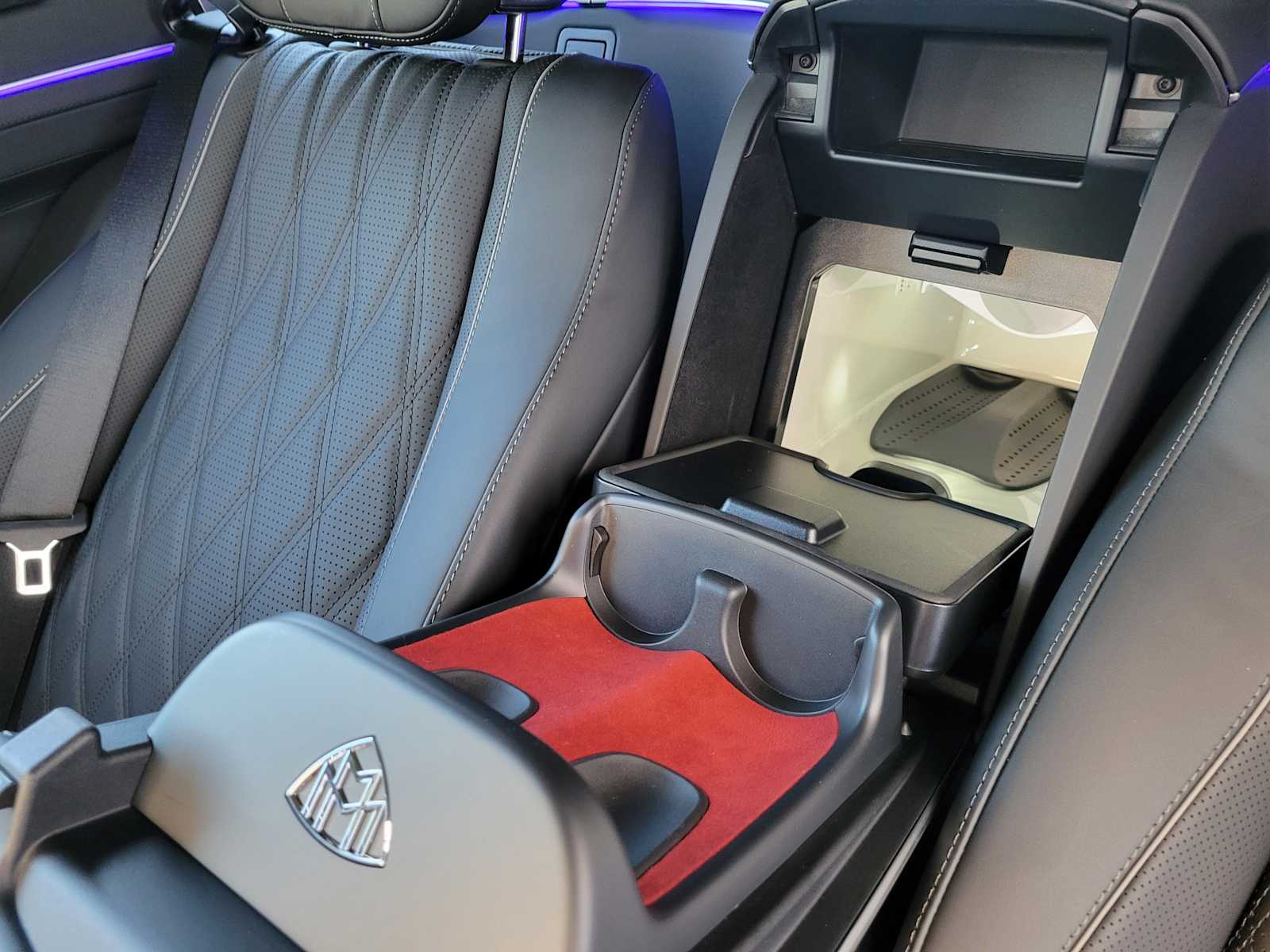 Thumbnail: 2025 Mercedes-Benz GLS - 7