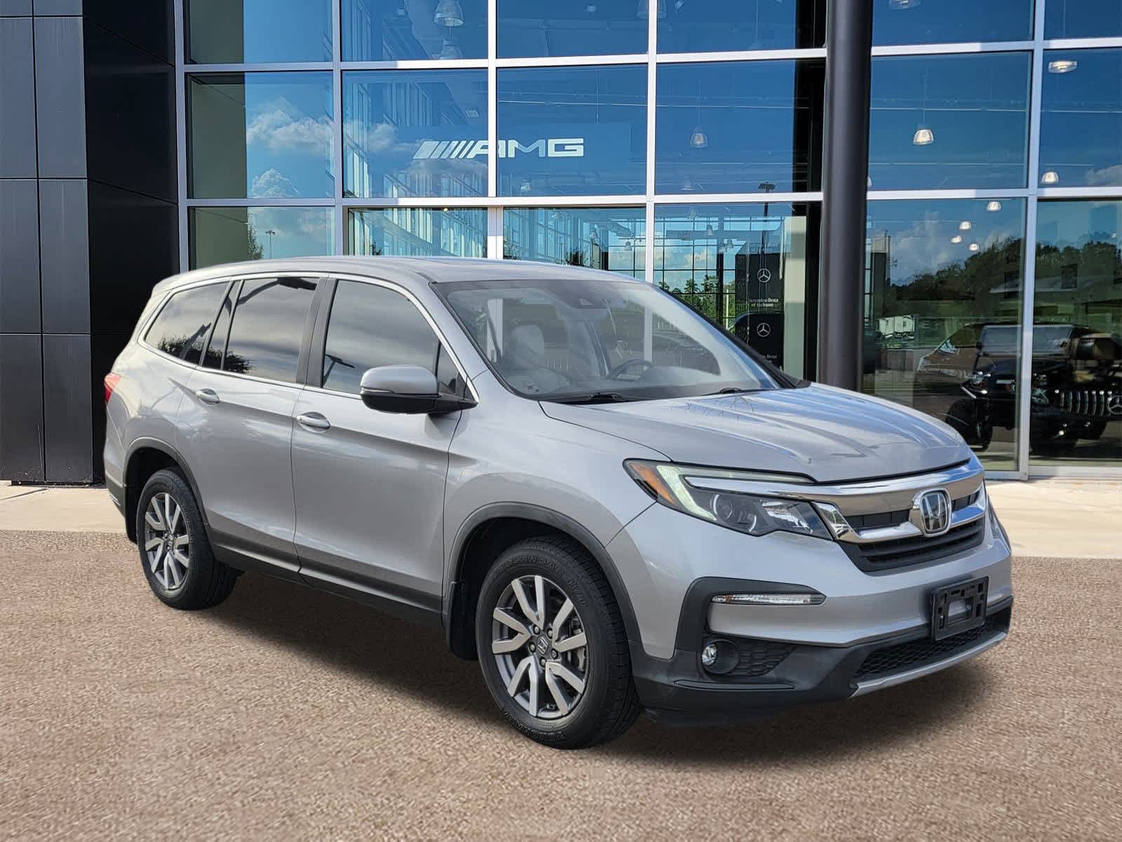 Thumbnail: 2019 Honda Pilot - 3