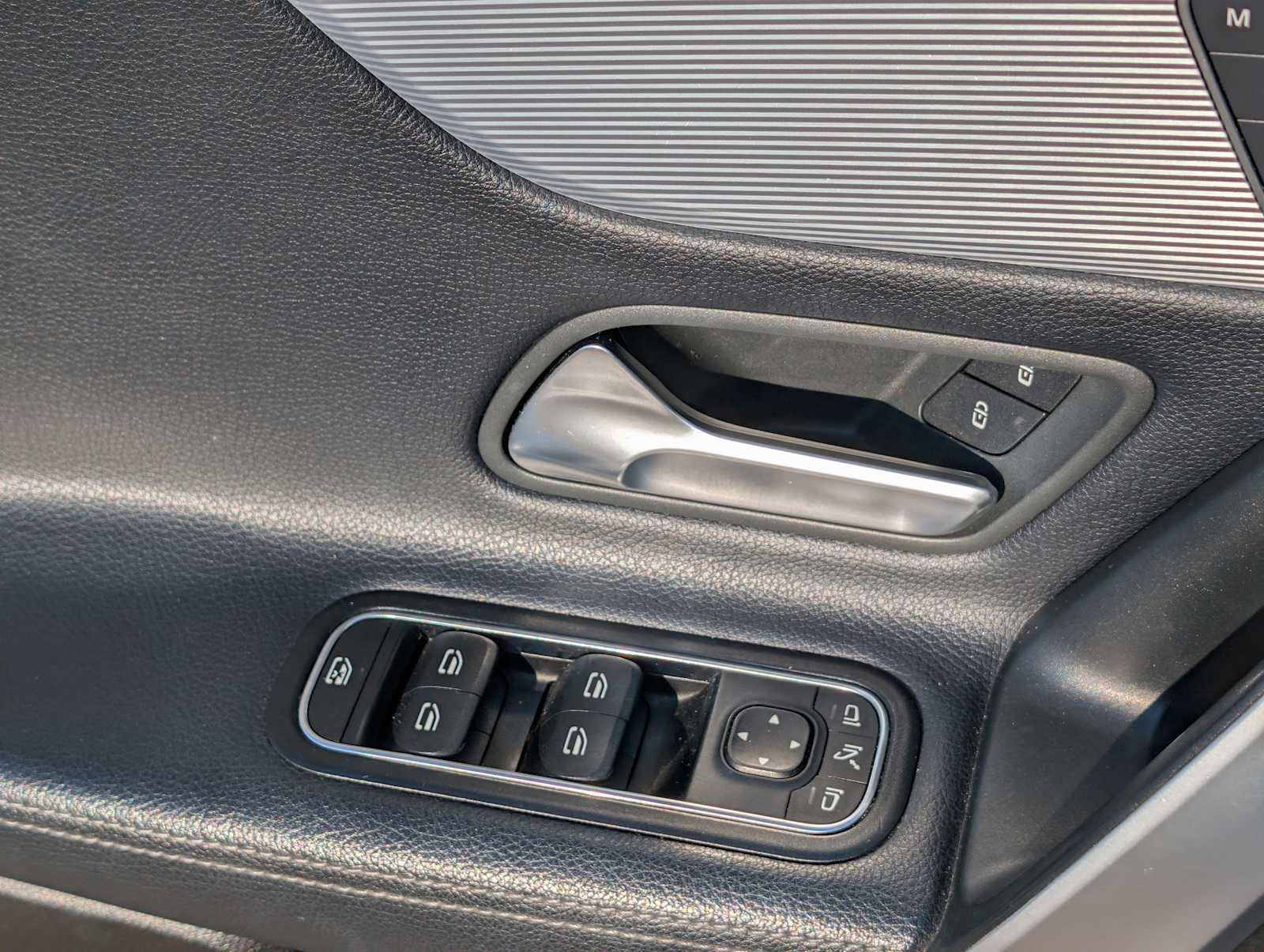 Thumbnail: 2019 Mercedes-Benz A-Class - 10