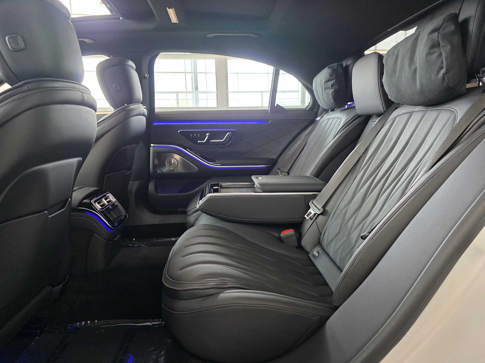 Thumbnail: 2026 Mercedes-Benz S-Class - 16