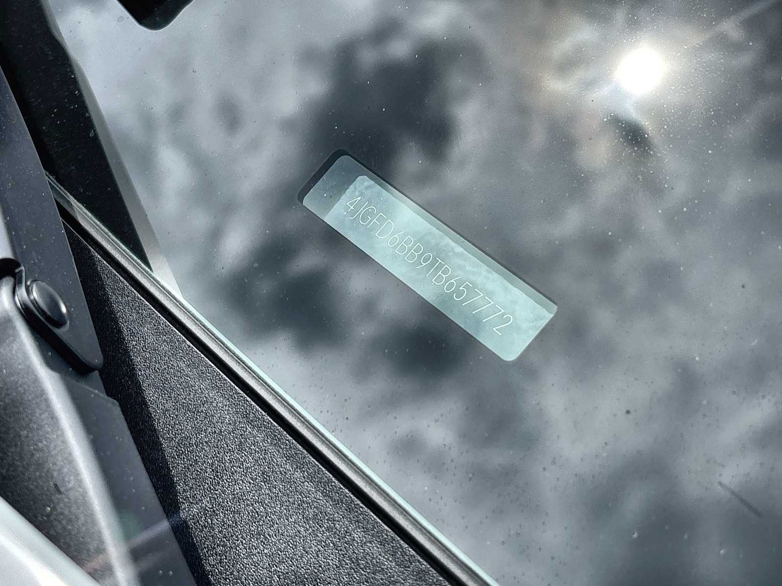 Thumbnail: 2026 Mercedes-Benz GLE - 25