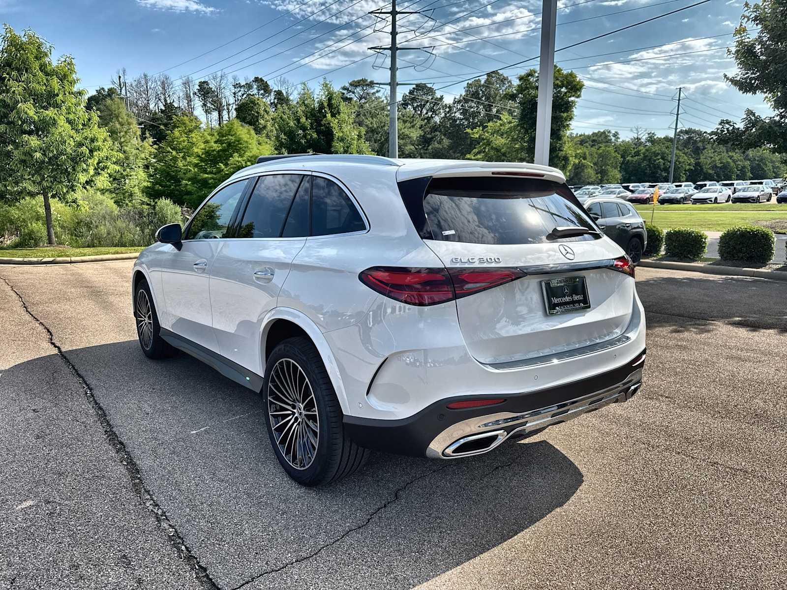 Thumbnail: 2026 Mercedes-Benz GLC - 6