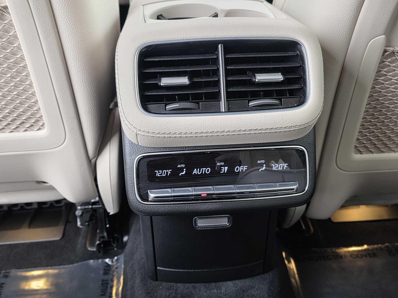 Thumbnail: 2025 Mercedes-Benz GLS - 17