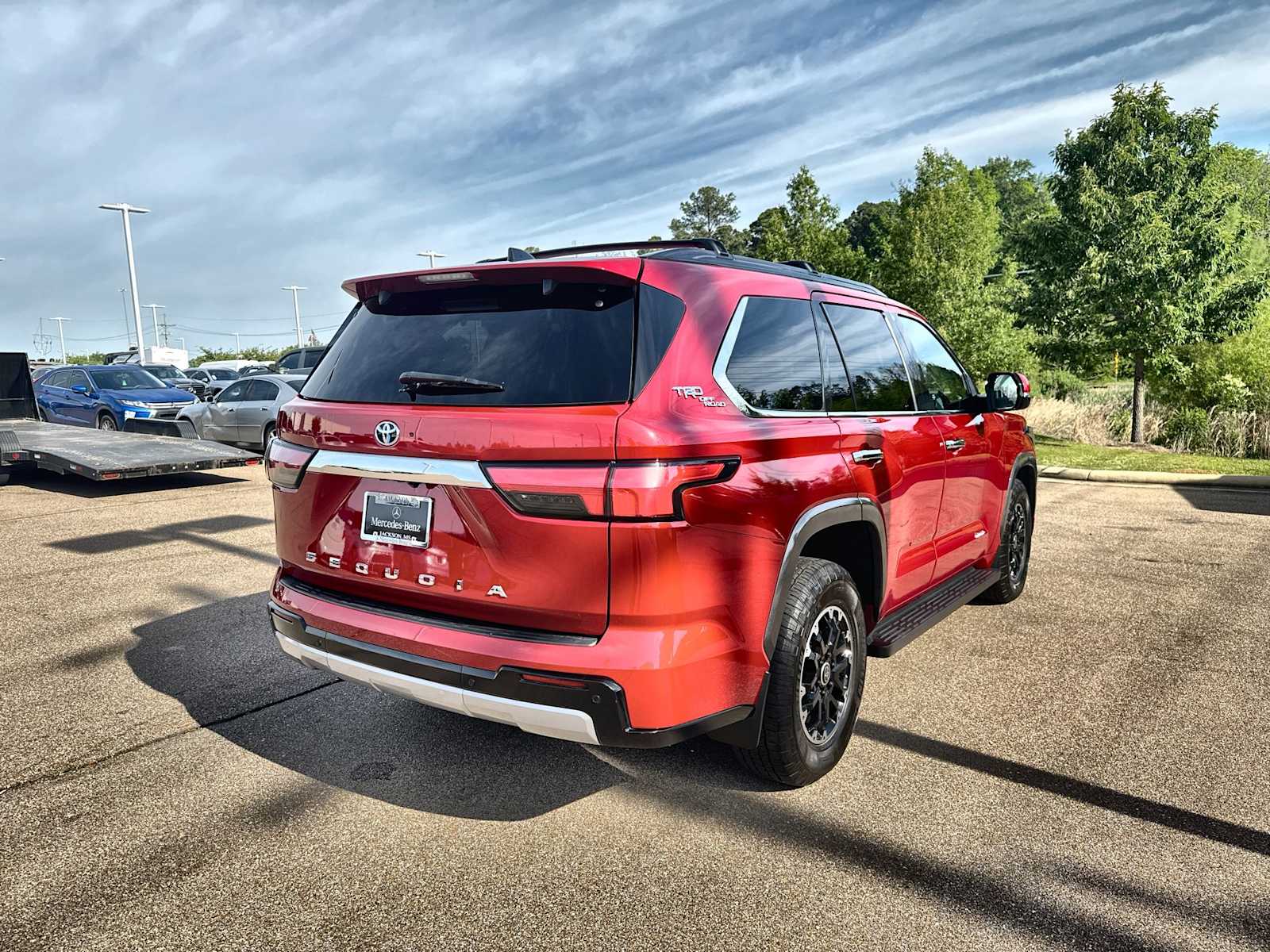 Thumbnail: 2023 Toyota Sequoia - 8