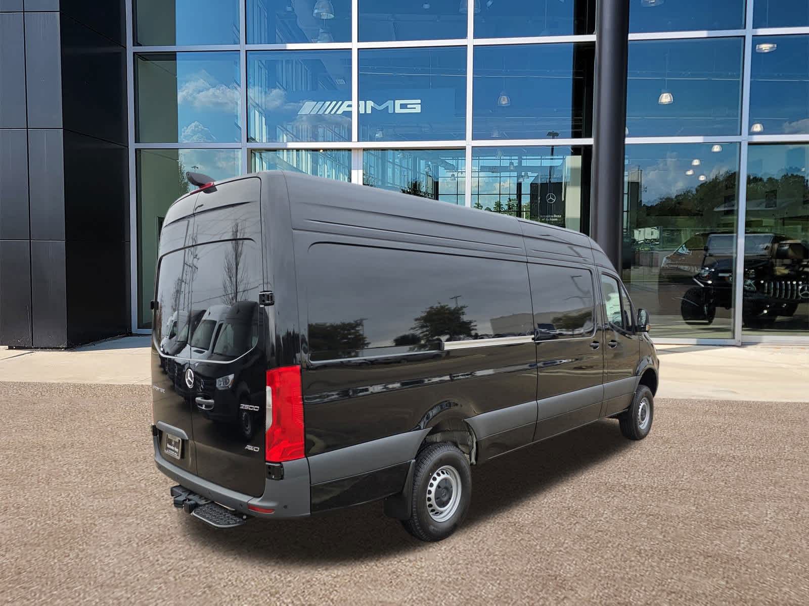 Thumbnail: 2026 Mercedes-Benz Sprinter - 6