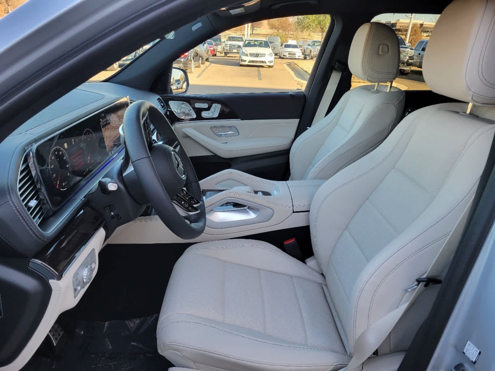 Thumbnail: 2025 Mercedes-Benz GLS - 5