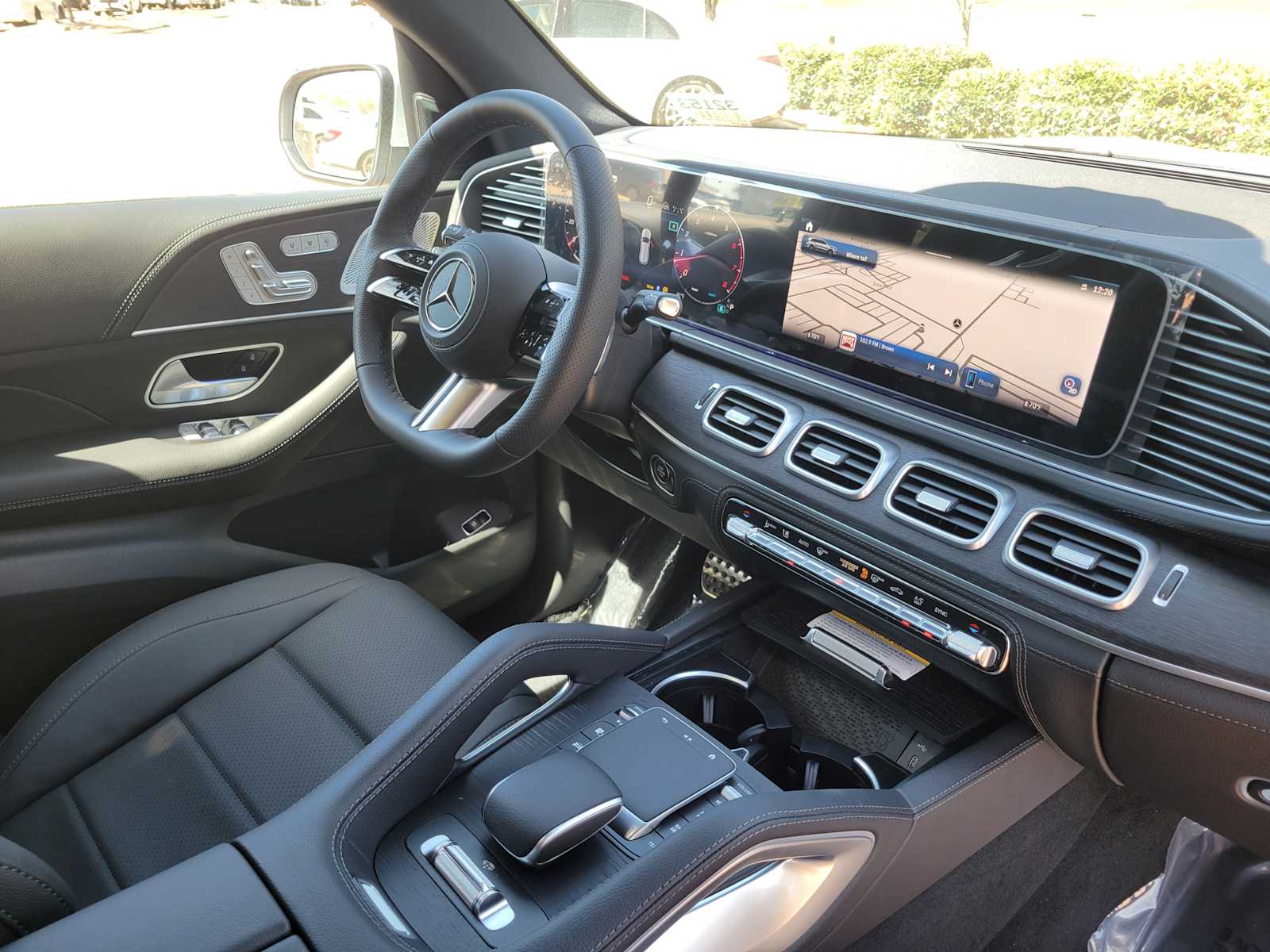 Thumbnail: 2025 Mercedes-Benz GLS - 21