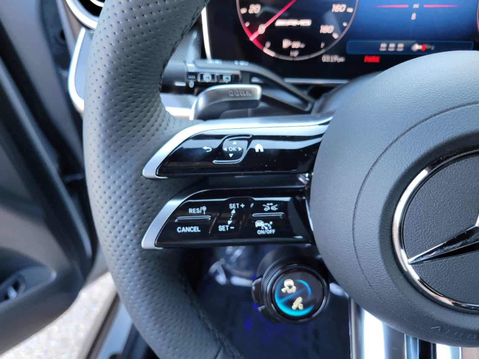 Thumbnail: 2025 Mercedes-Benz GLC - 18