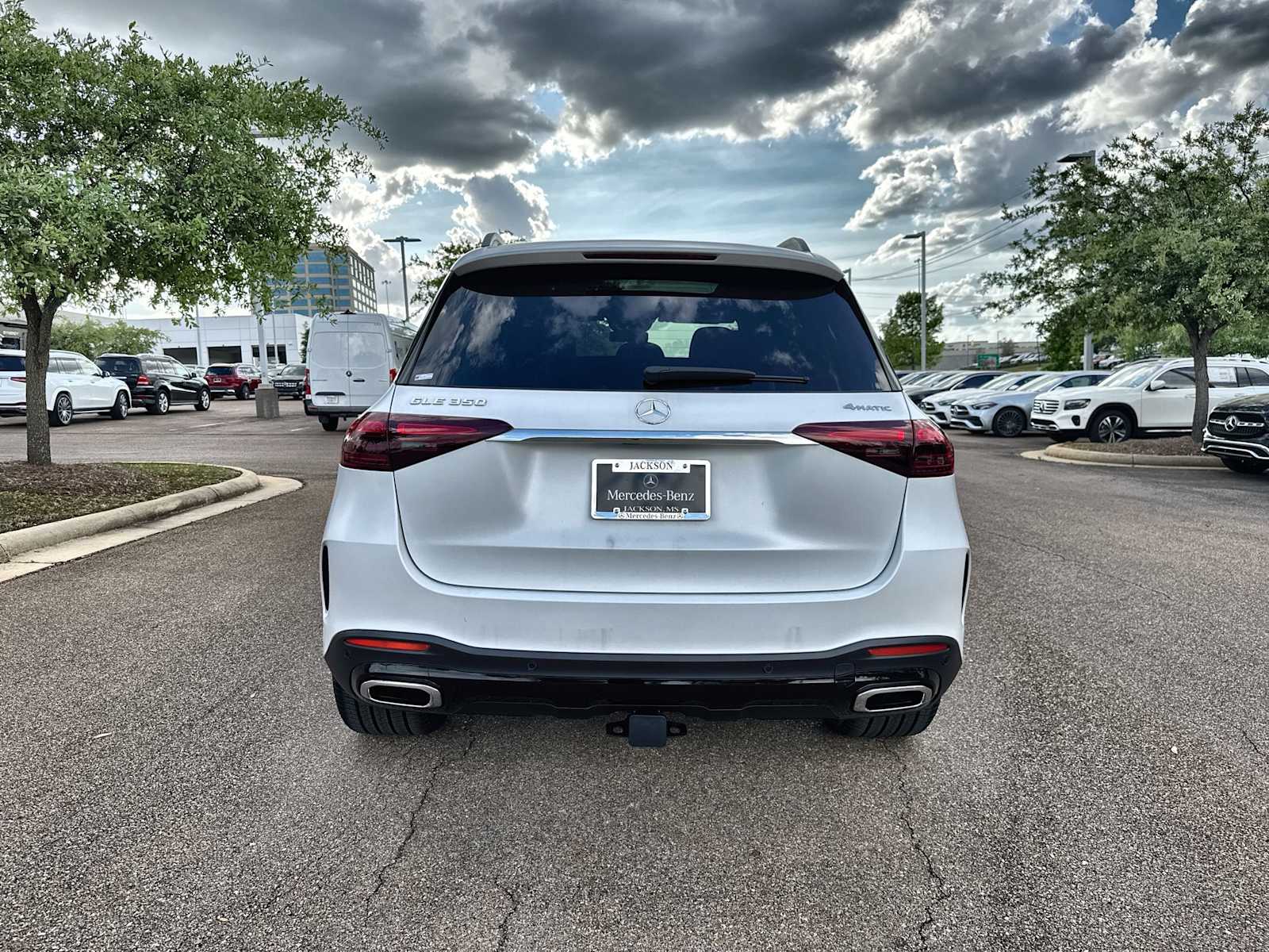 Thumbnail: 2026 Mercedes-Benz GLE - 7