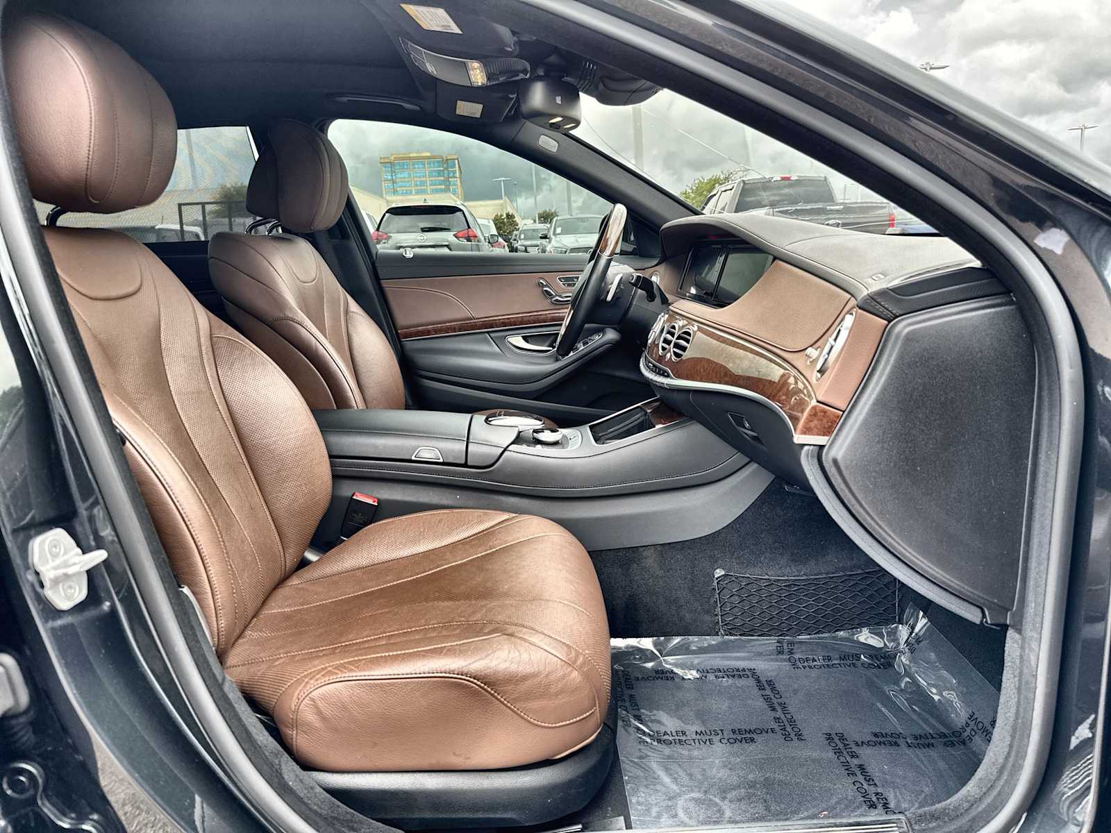 Thumbnail: 2015 Mercedes-Benz S-Class - 9