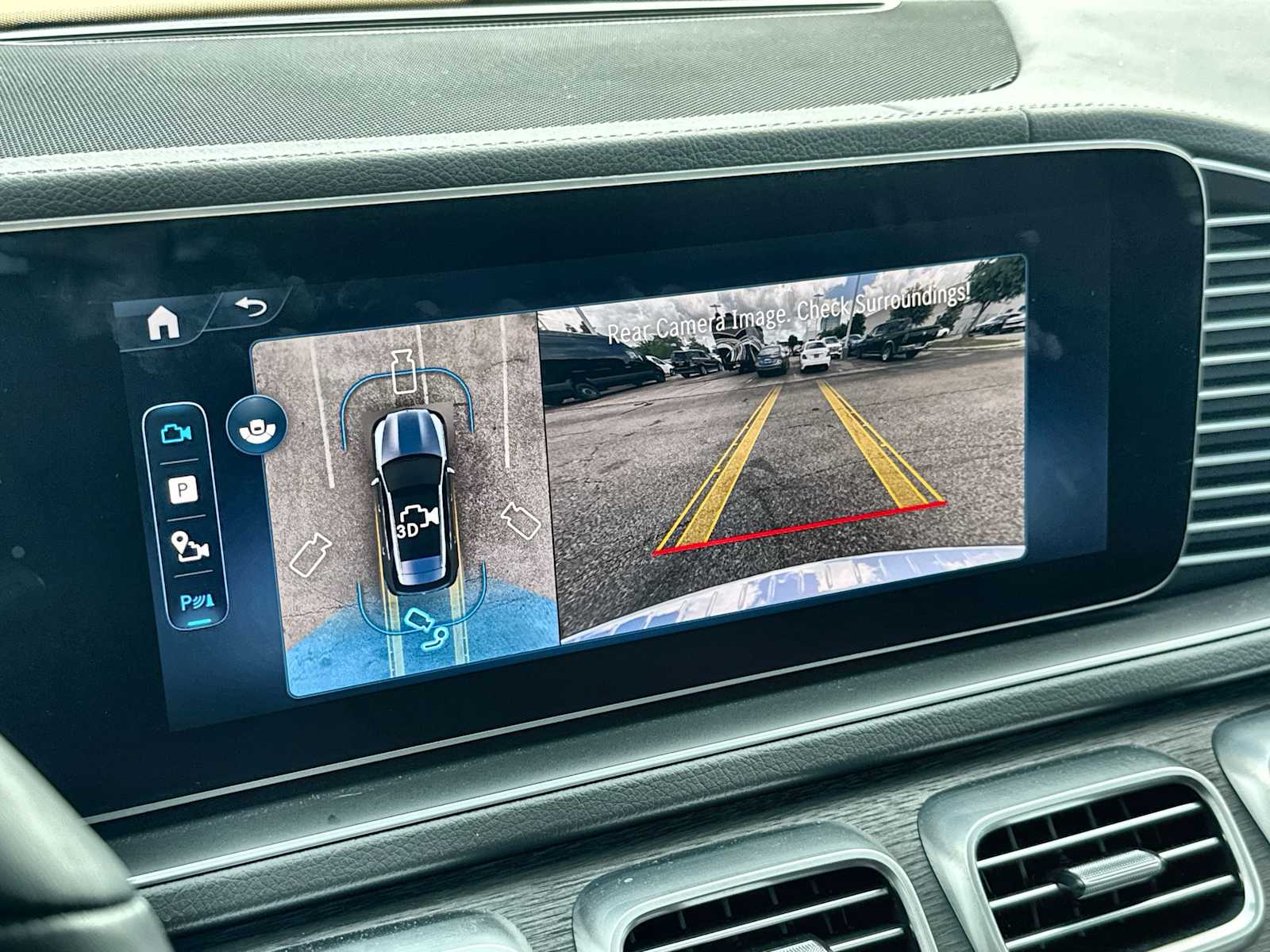 Thumbnail: 2026 Mercedes-Benz GLE - 27