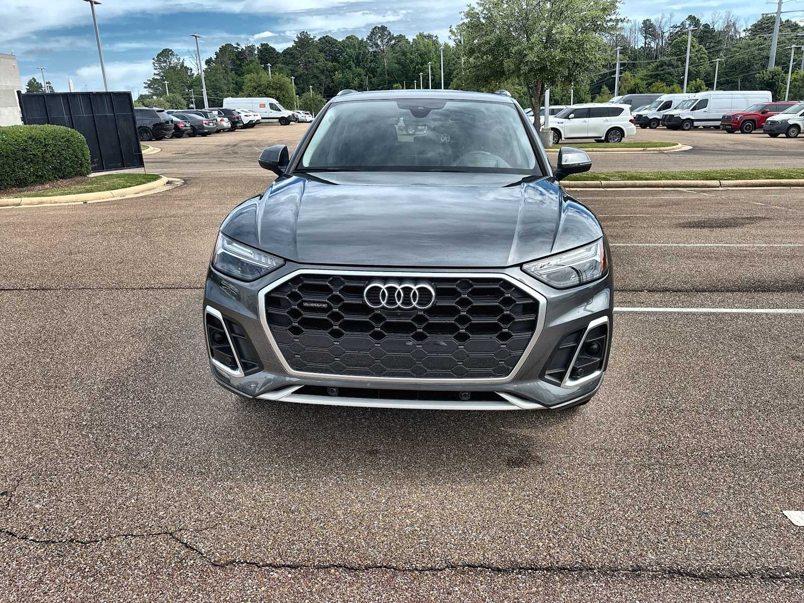 Thumbnail: 2024 Audi Q5 - 11