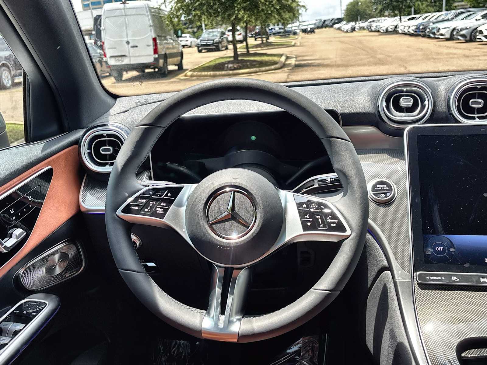 Thumbnail: 2026 Mercedes-Benz GLC - 20
