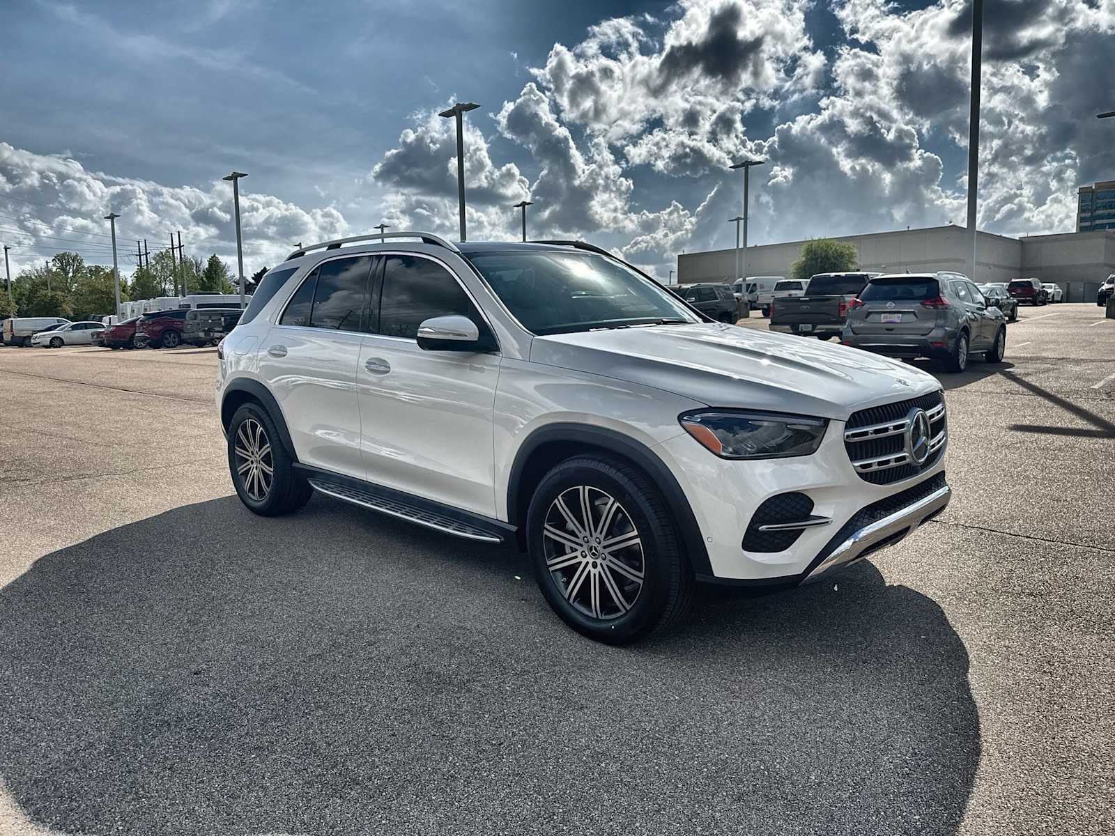 Thumbnail: 2026 Mercedes-Benz GLE - 11