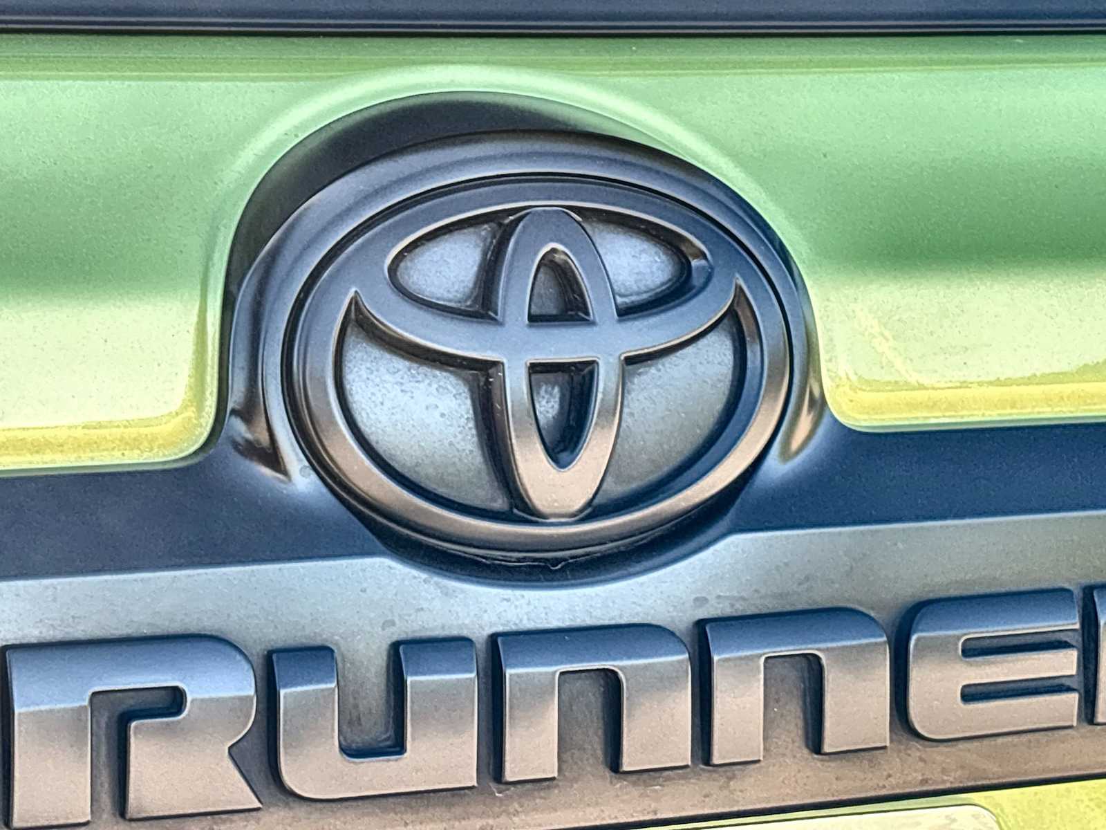 Thumbnail: 2022 Toyota 4Runner - 15