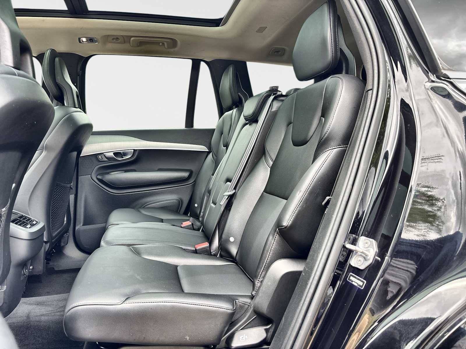 Thumbnail: 2021 Volvo XC90 - 4