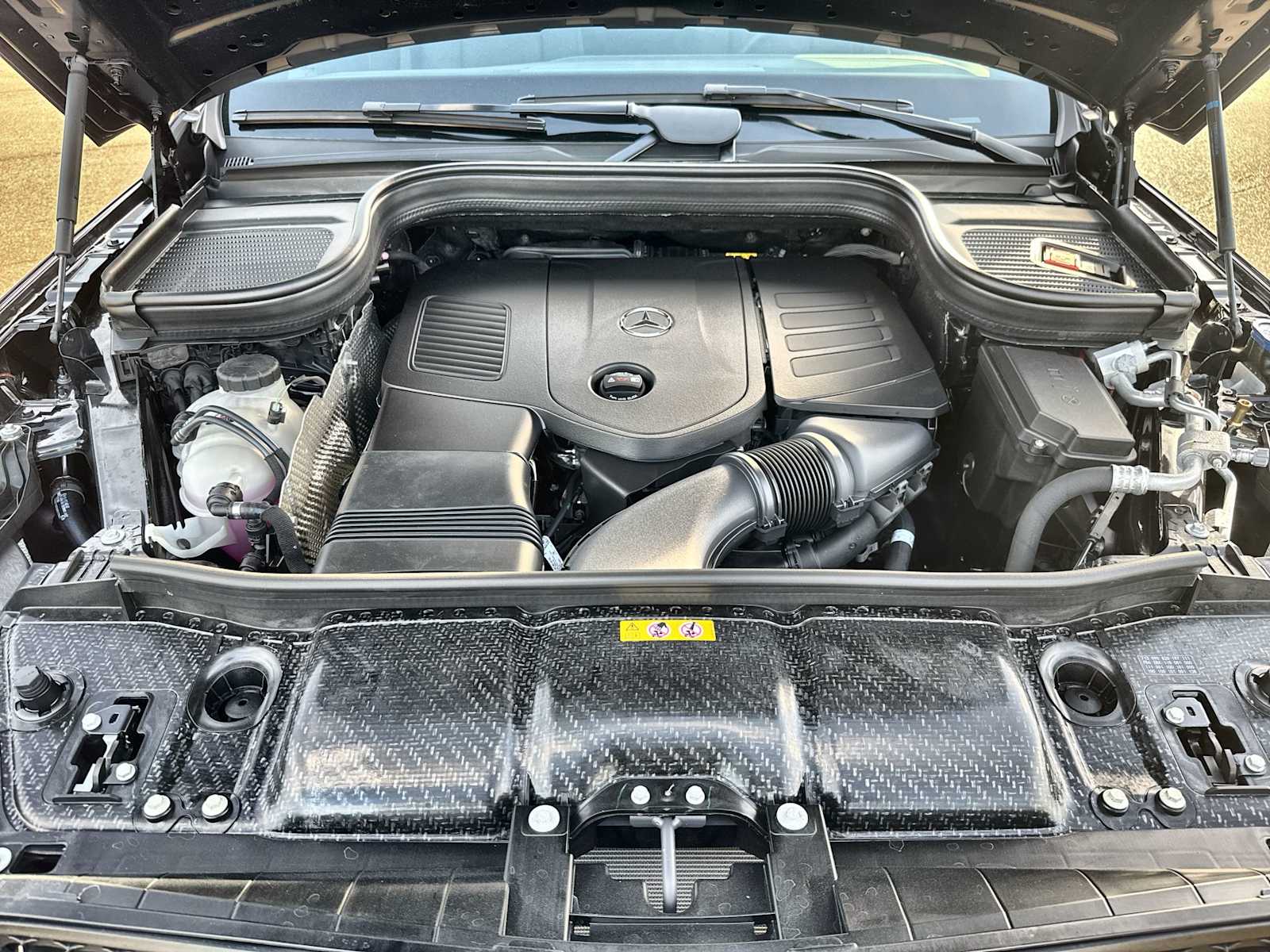 Thumbnail: 2026 Mercedes-Benz GLE - 13