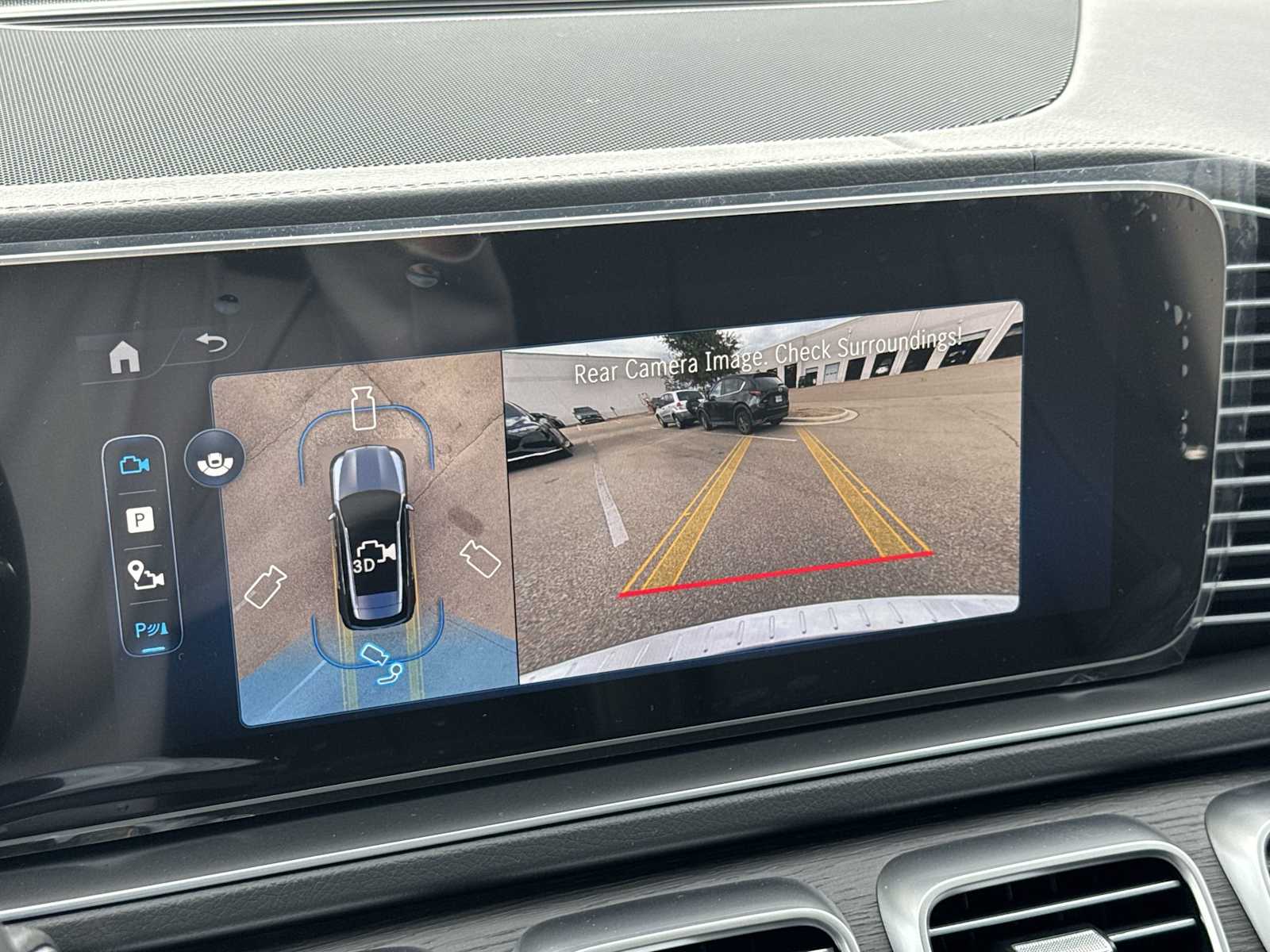 Thumbnail: 2026 Mercedes-Benz GLE - 21