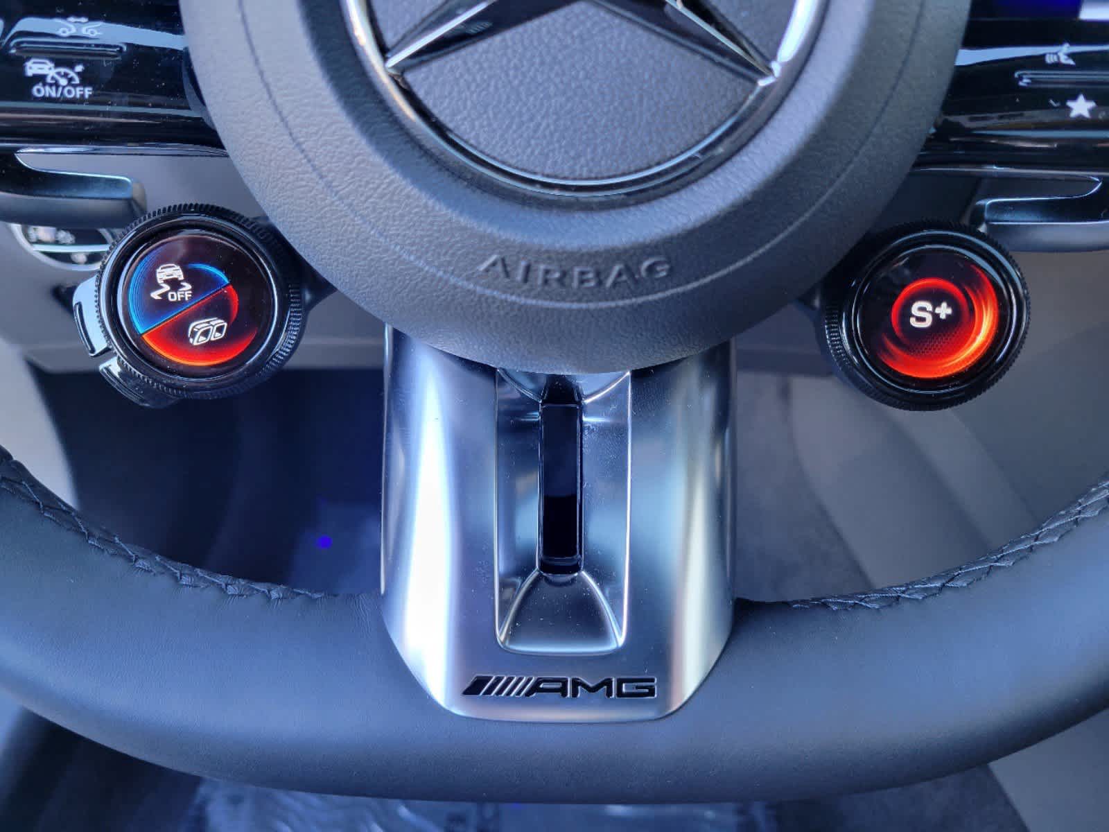 Thumbnail: 2025 Mercedes-Benz AMG GT - 7