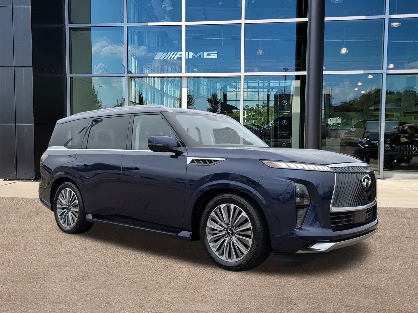 Thumbnail: 2025 INFINITI QX80 - 3