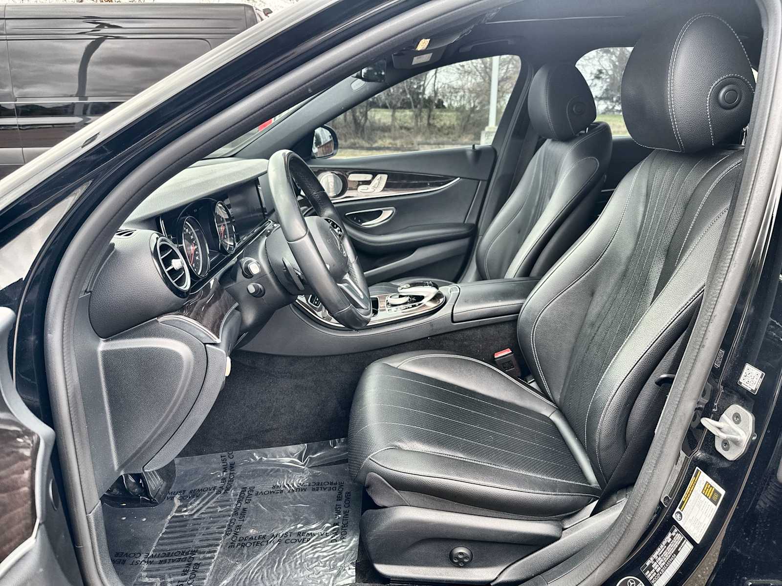 Thumbnail: 2019 Mercedes-Benz E-Class - 3