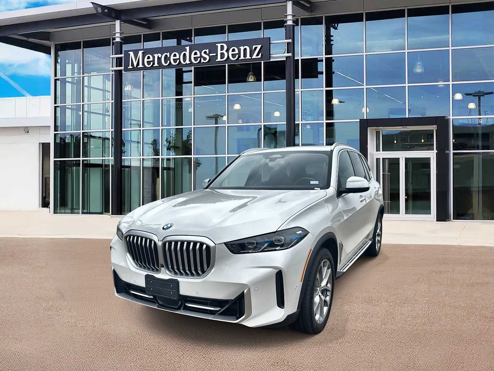 Thumbnail: 2026 BMW X5 - 1