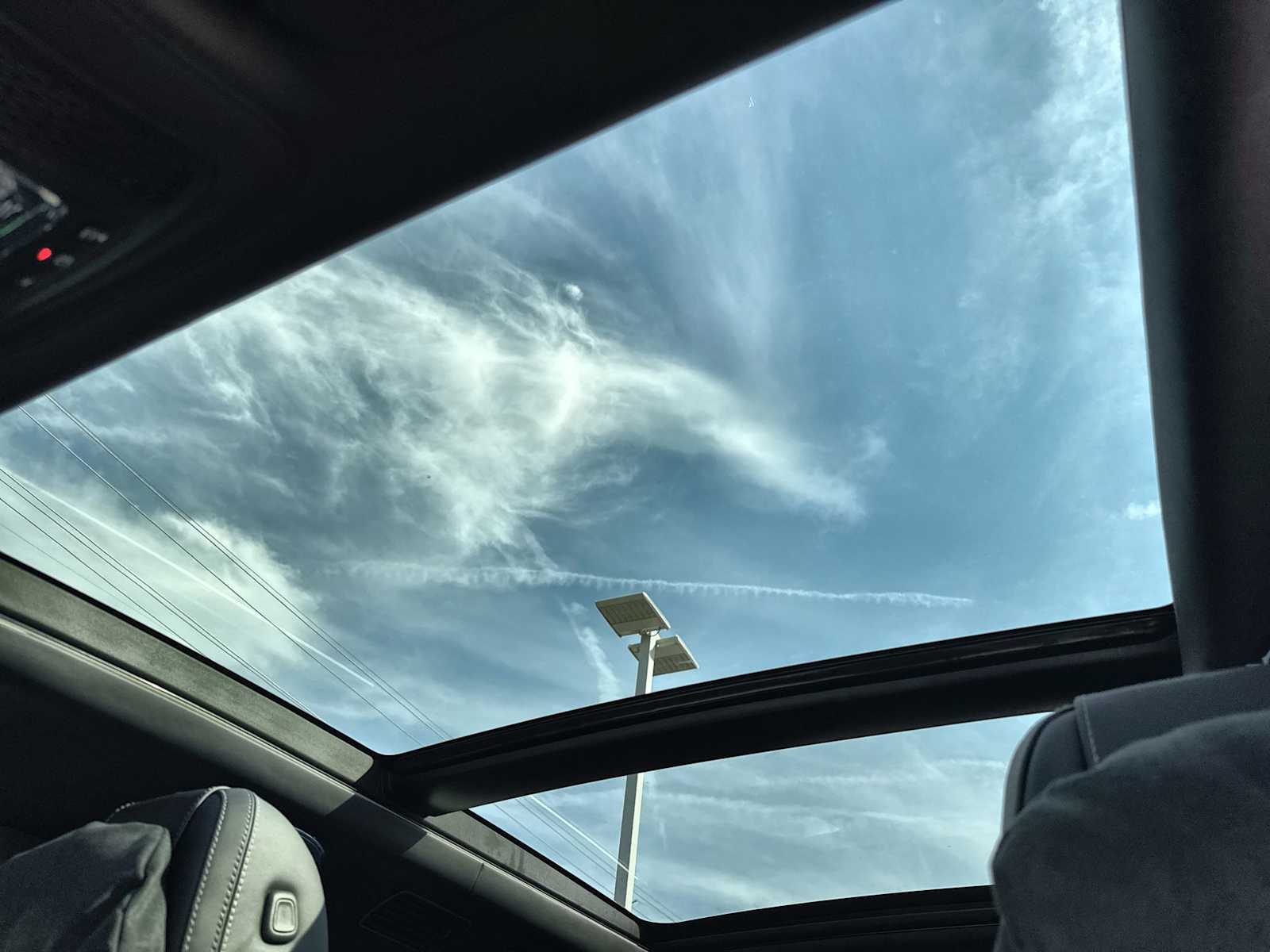 Thumbnail: 2026 Mercedes-Benz GLS - 28