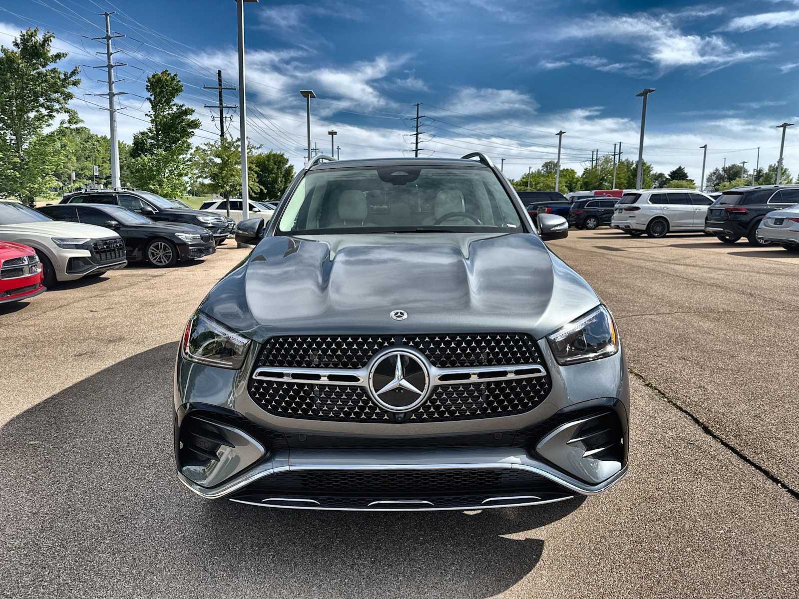 Thumbnail: 2026 Mercedes-Benz GLE - 12