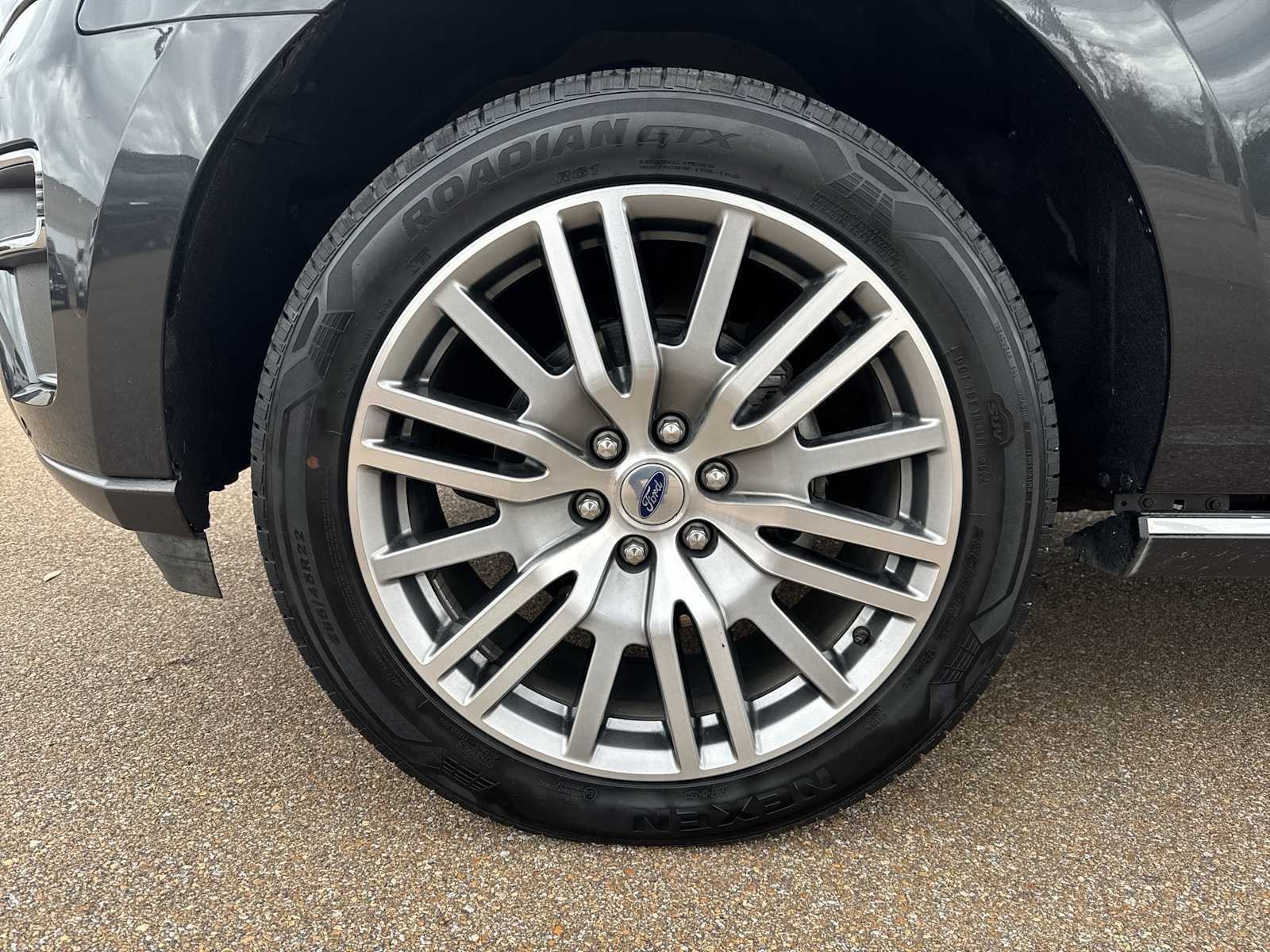 Thumbnail: 2022 Ford Expedition MAX - 12