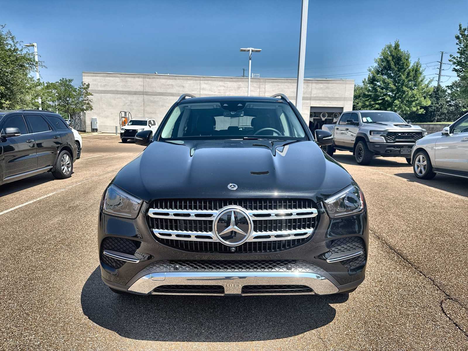 Thumbnail: 2026 Mercedes-Benz GLE - 12