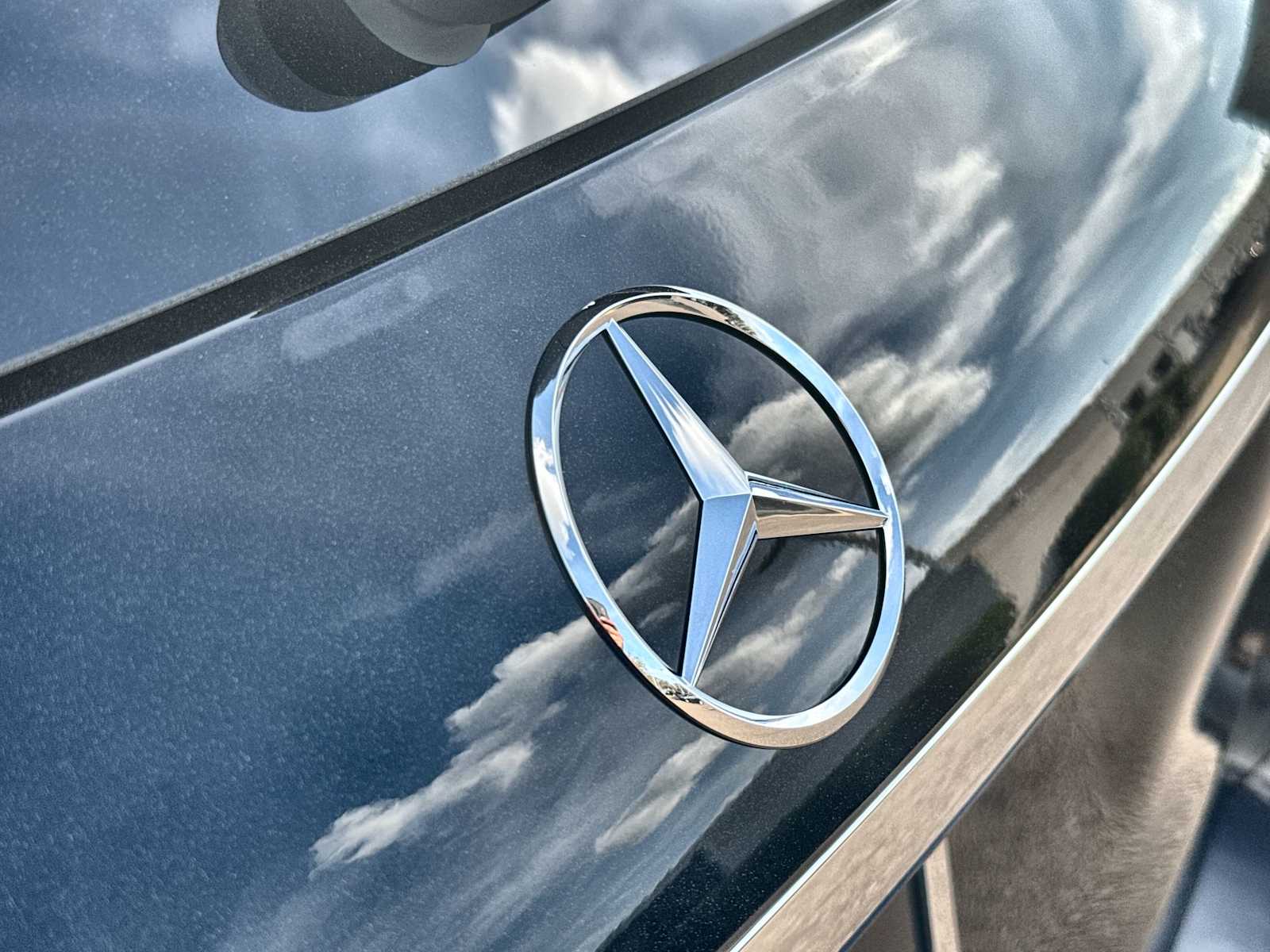 Thumbnail: 2026 Mercedes-Benz GLE - 16