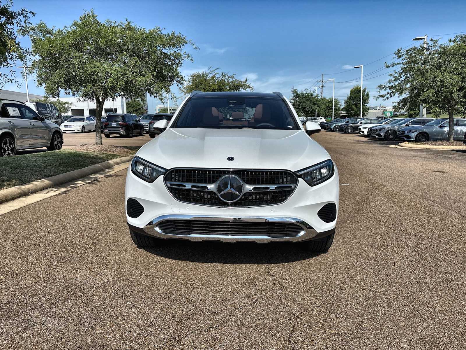 Thumbnail: 2026 Mercedes-Benz GLC - 12