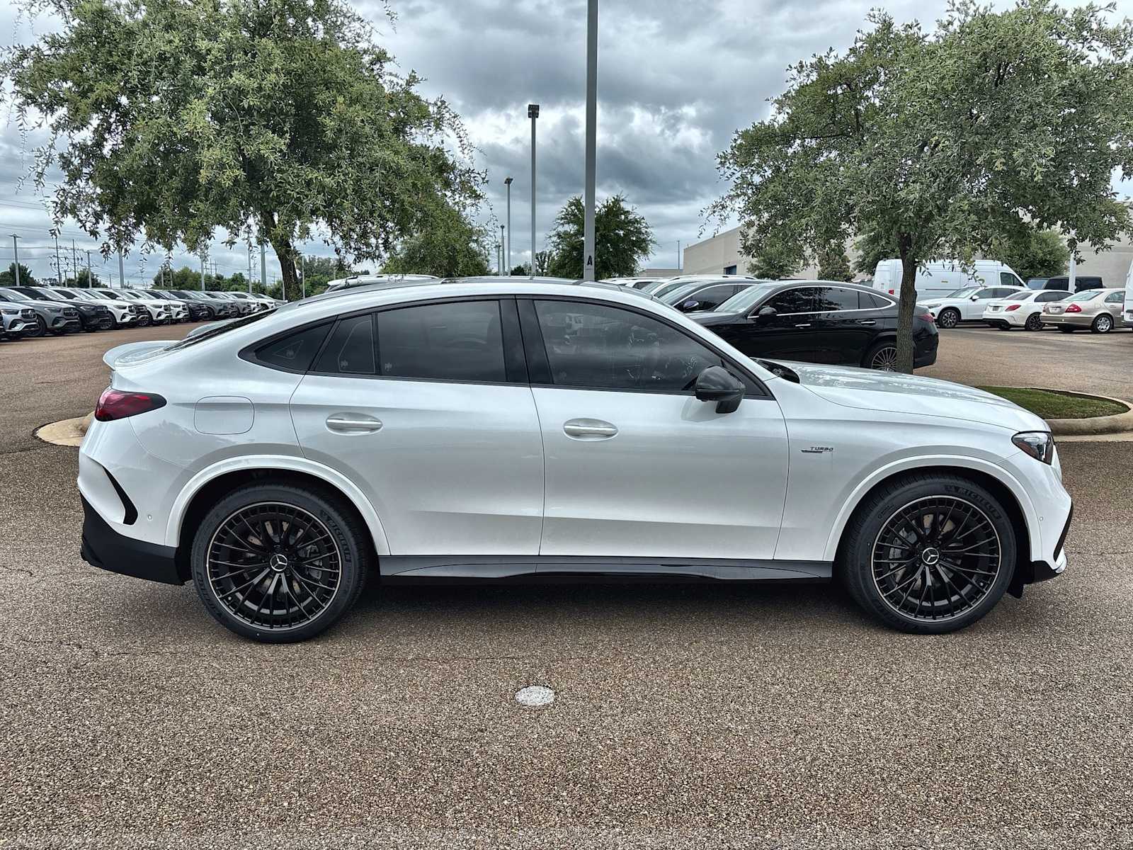 Thumbnail: 2026 Mercedes-Benz GLC - 10