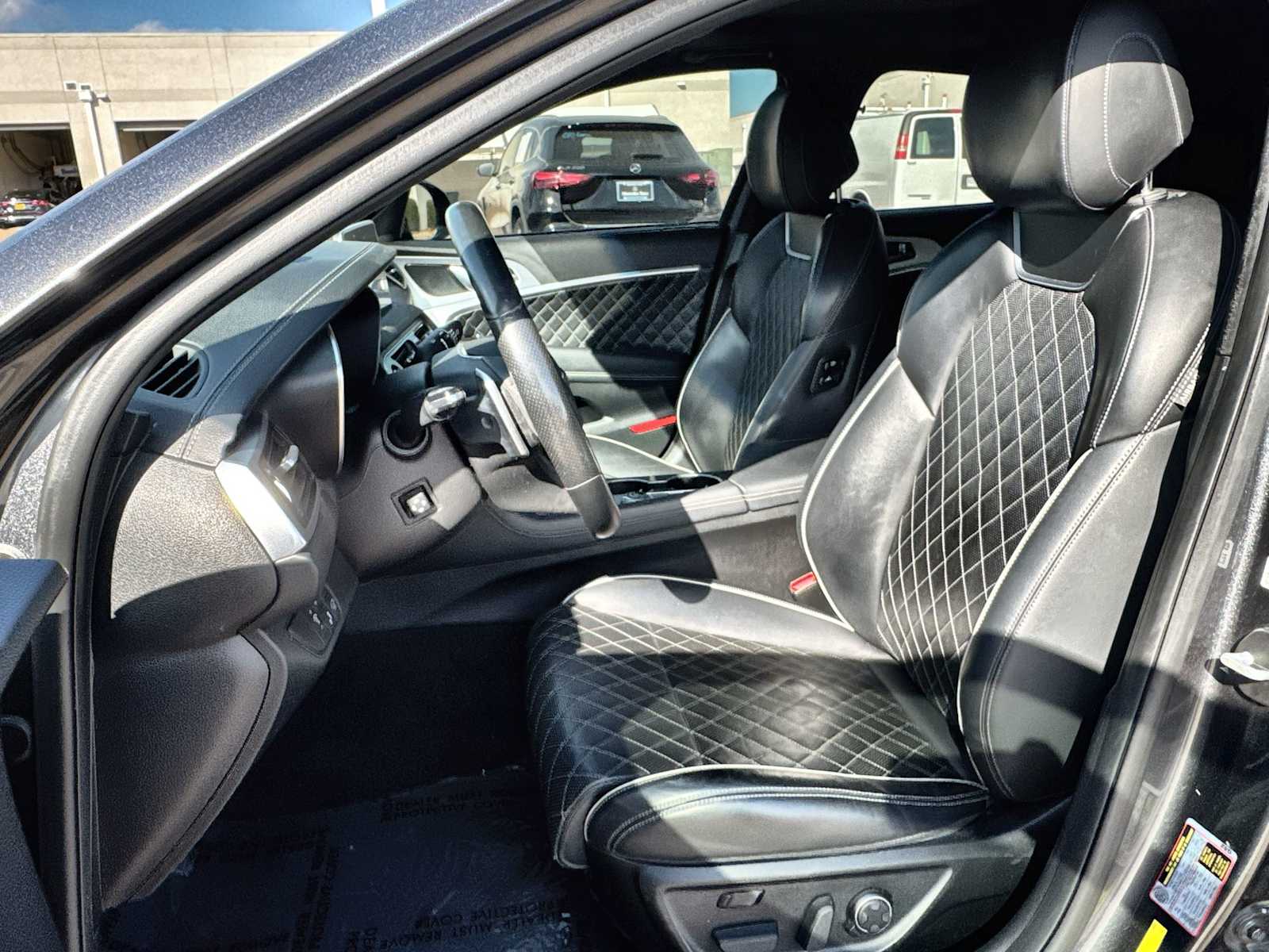 Thumbnail: 2020 Genesis G70 - 3