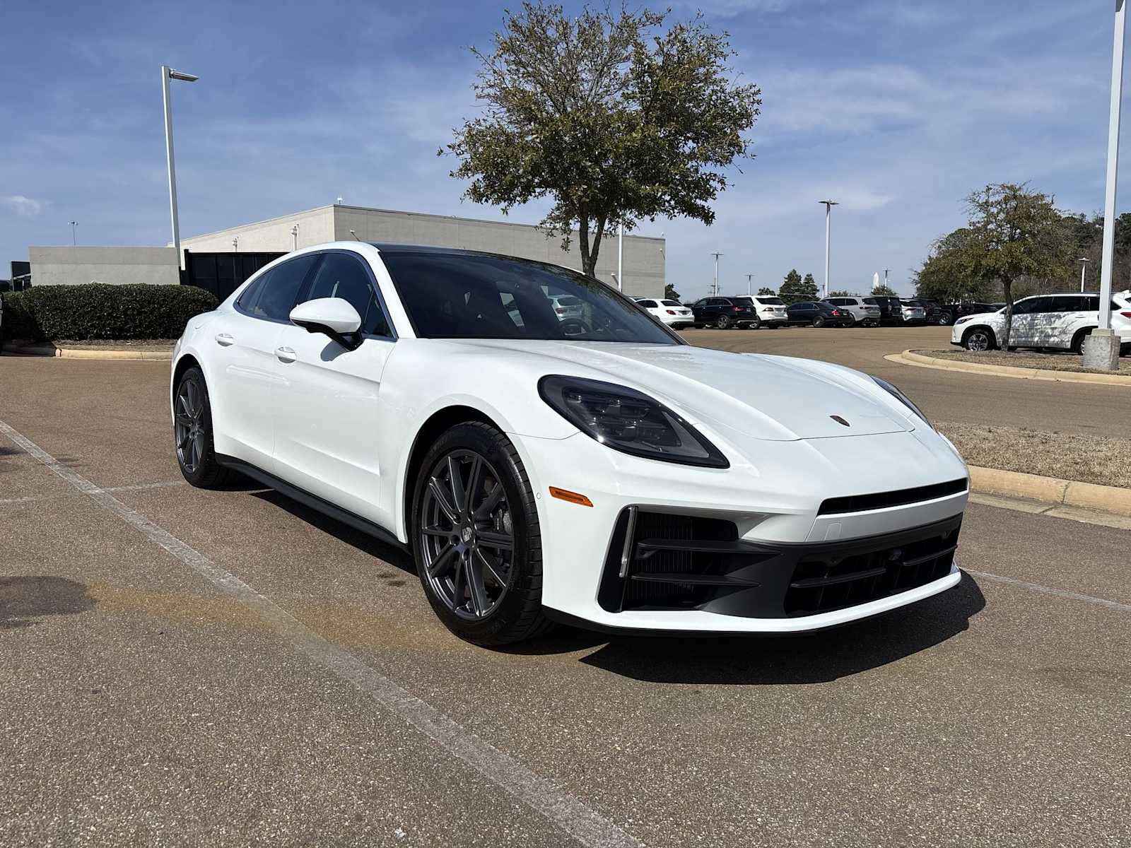 Thumbnail: 2025 Porsche Panamera - 12