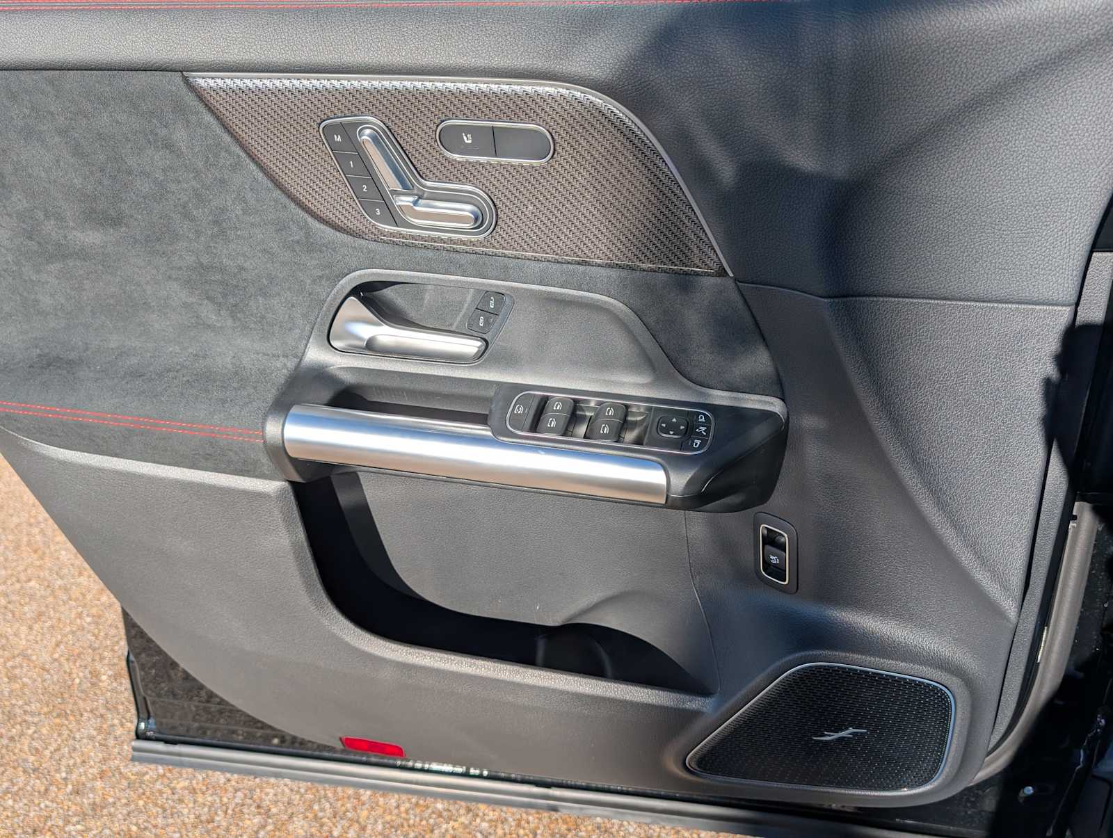 Thumbnail: 2026 Mercedes-Benz GLA - 21