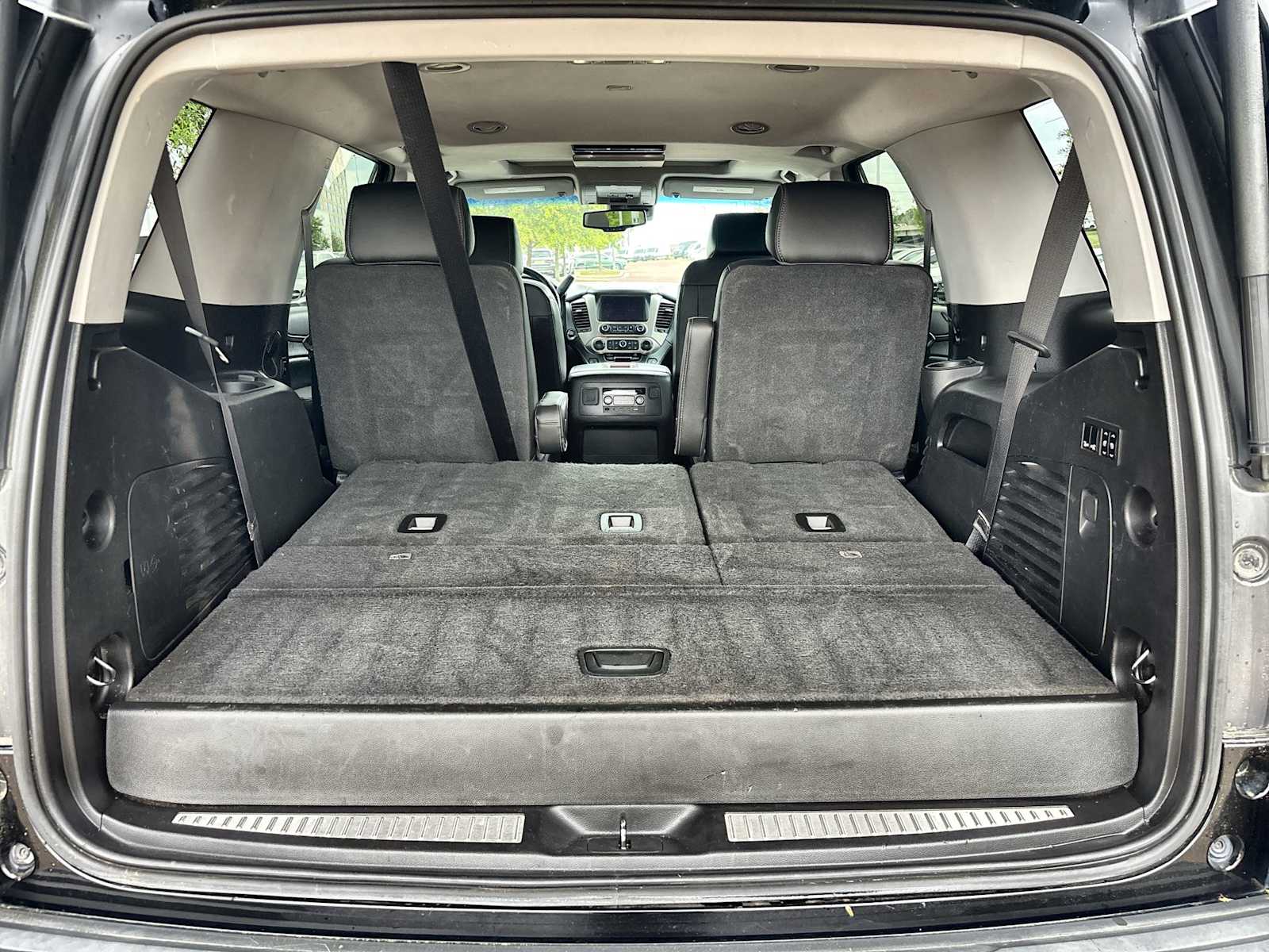 Thumbnail: 2019 GMC Yukon - 17