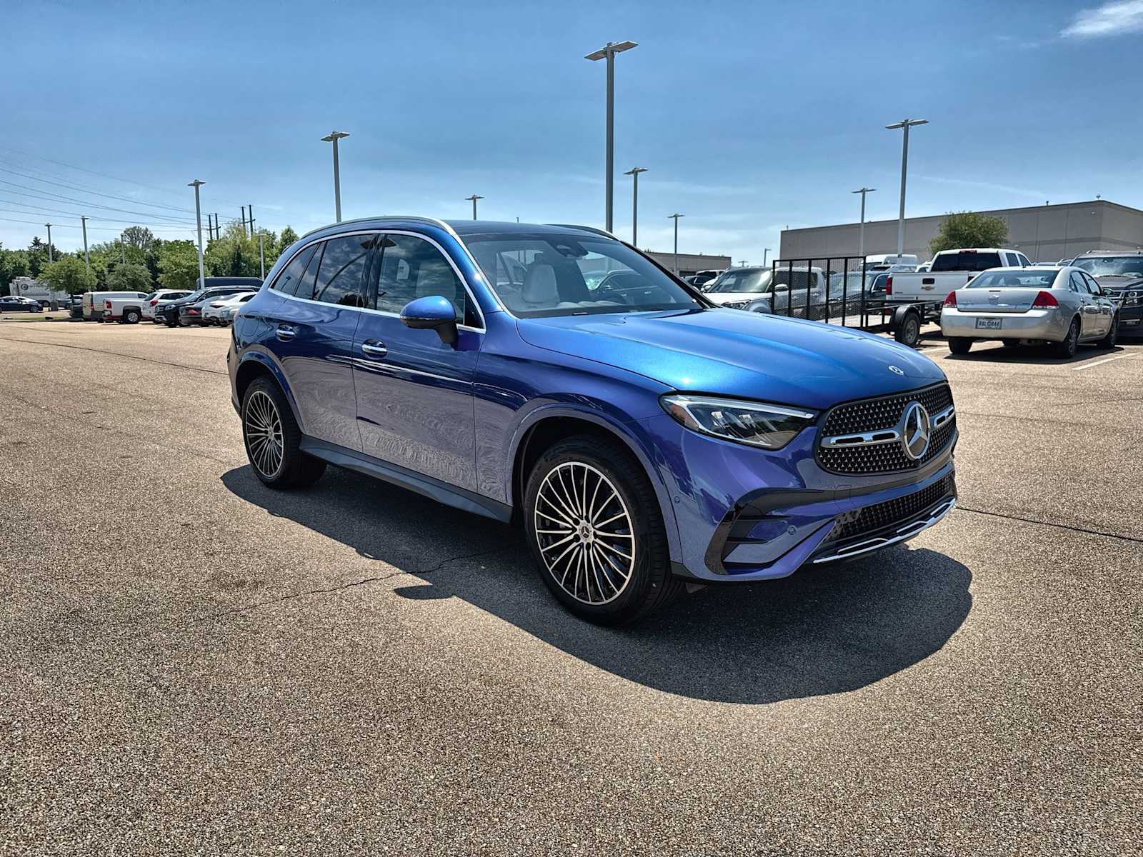 Thumbnail: 2026 Mercedes-Benz GLC - 11
