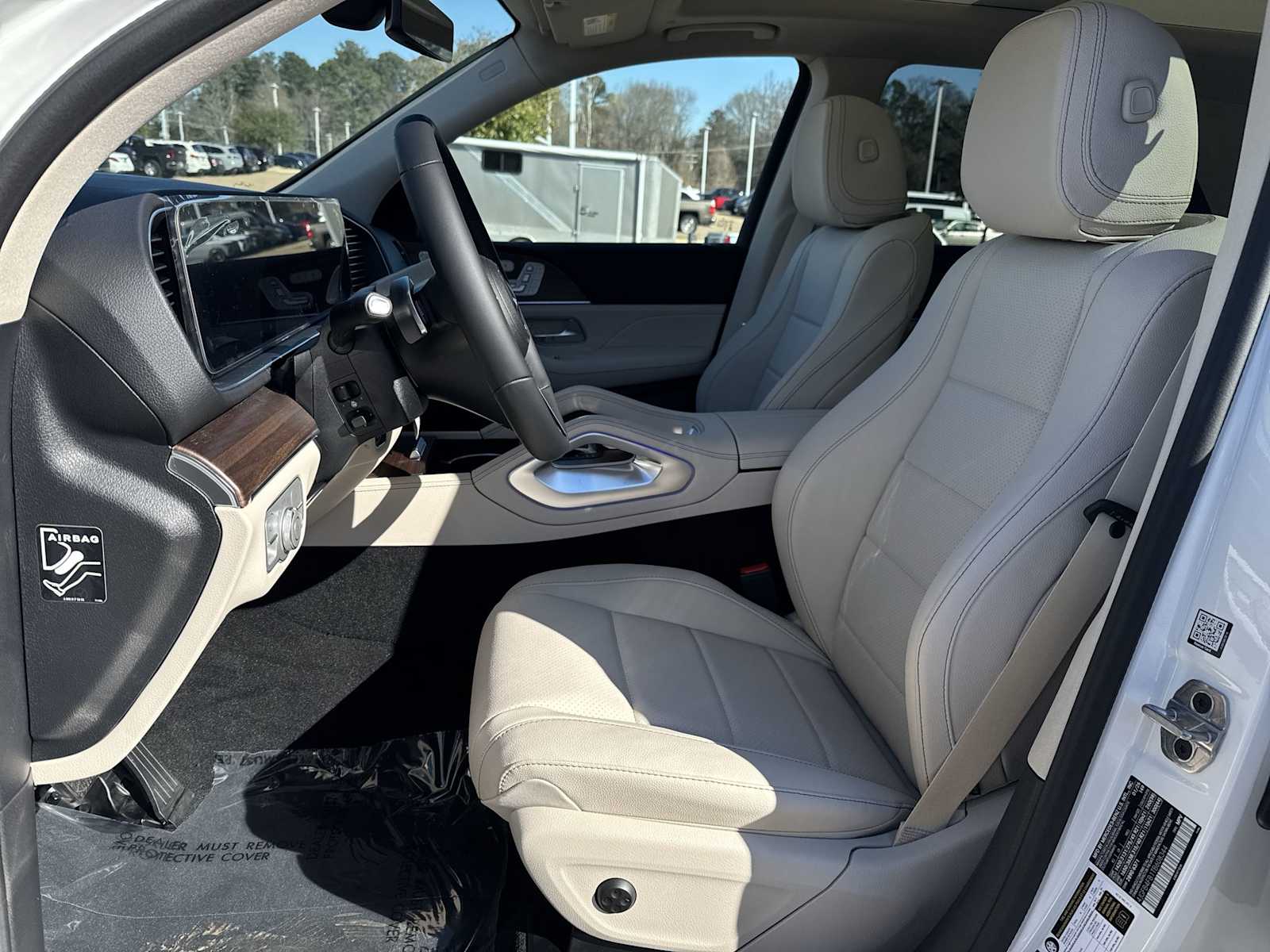 Thumbnail: 2026 Mercedes-Benz GLE - 15