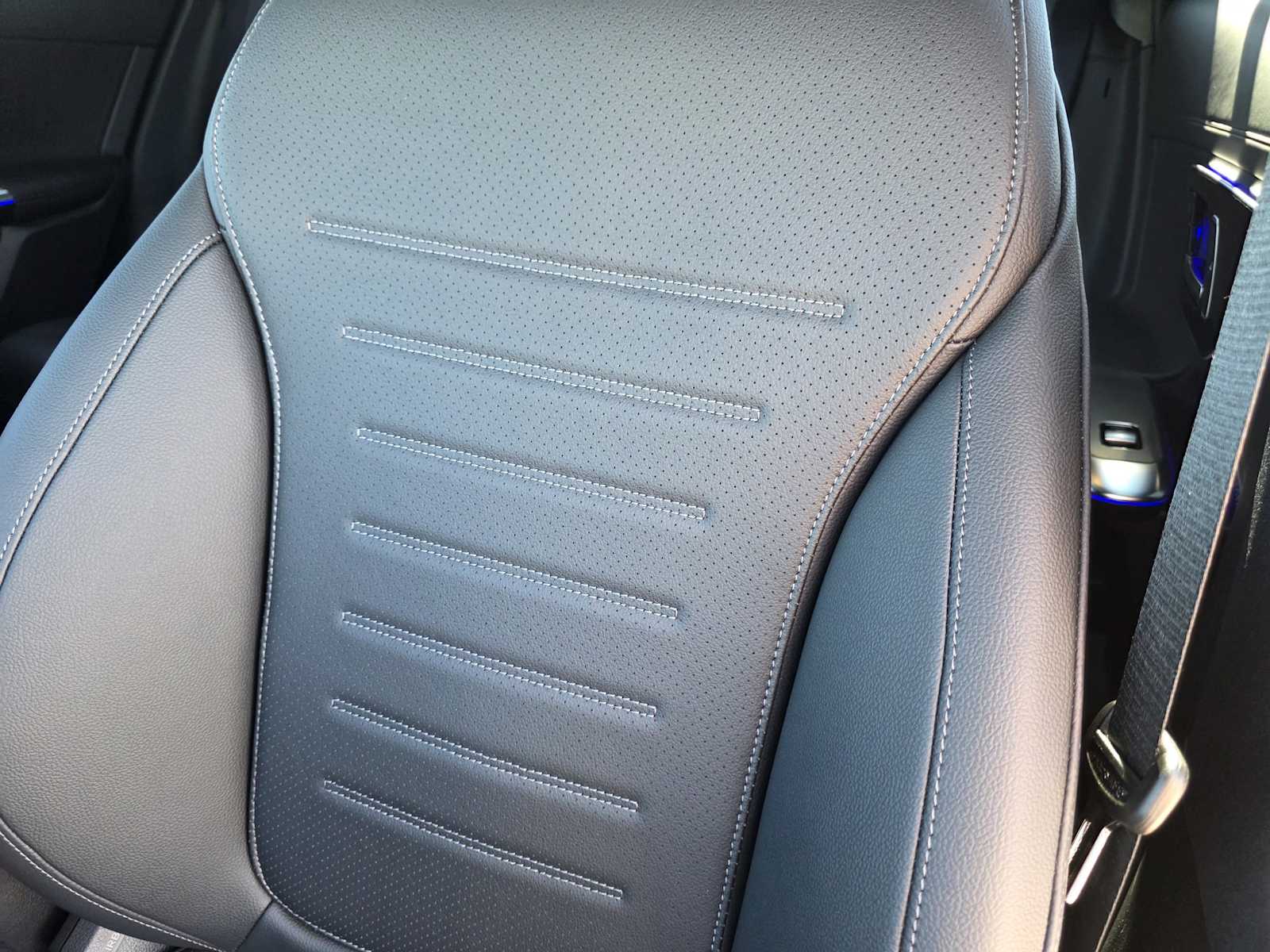 Thumbnail: 2026 Mercedes-Benz GLC - 15